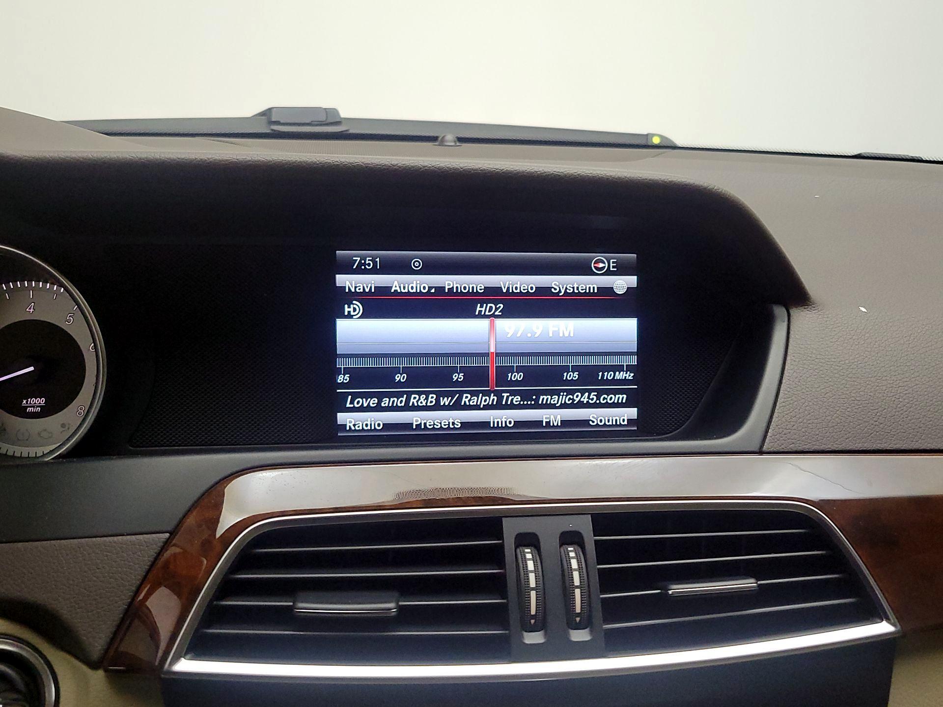 Thumbnail: 2014 Mercedes-Benz C-Class - 16