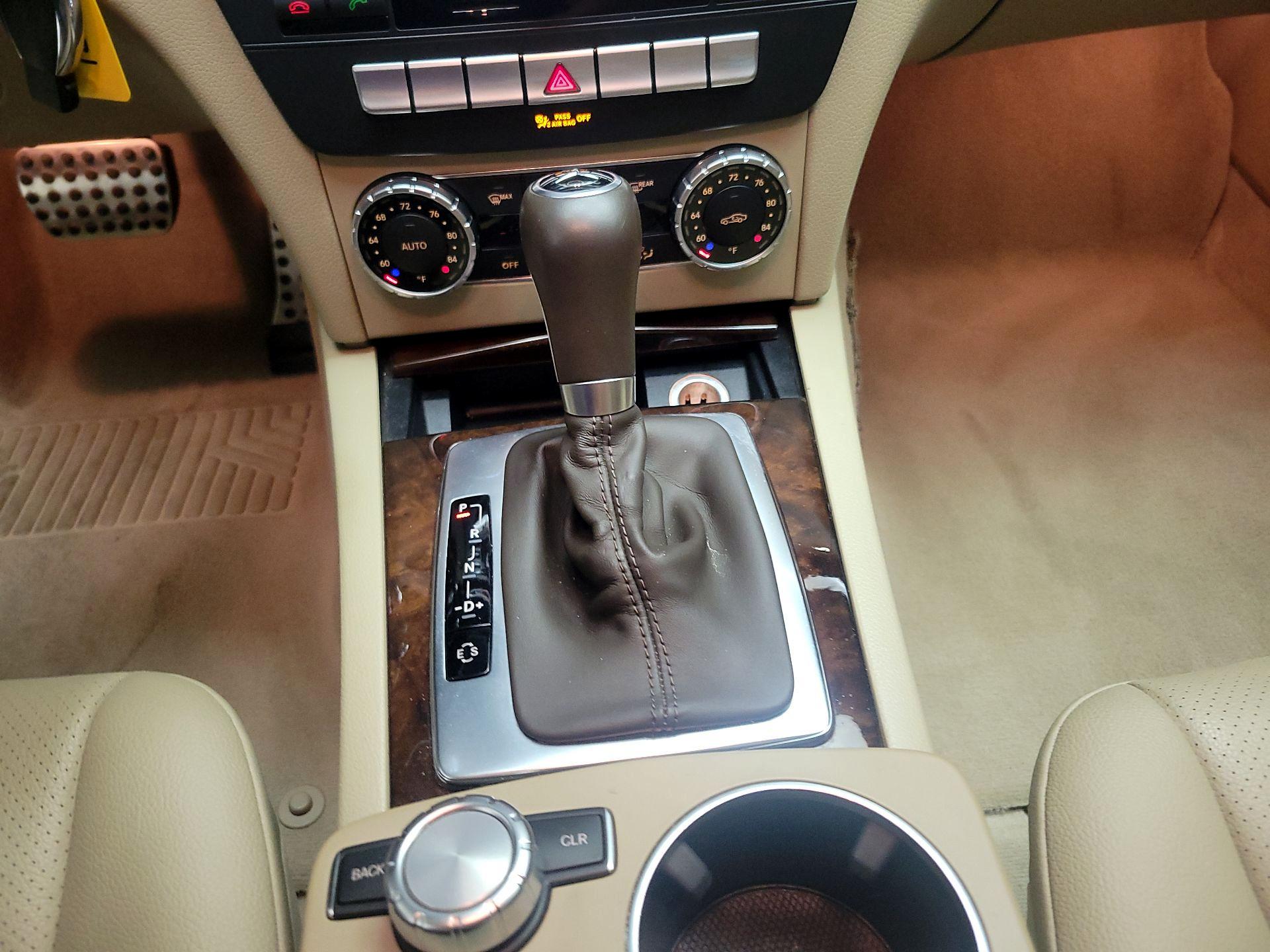 Thumbnail: 2014 Mercedes-Benz C-Class - 18