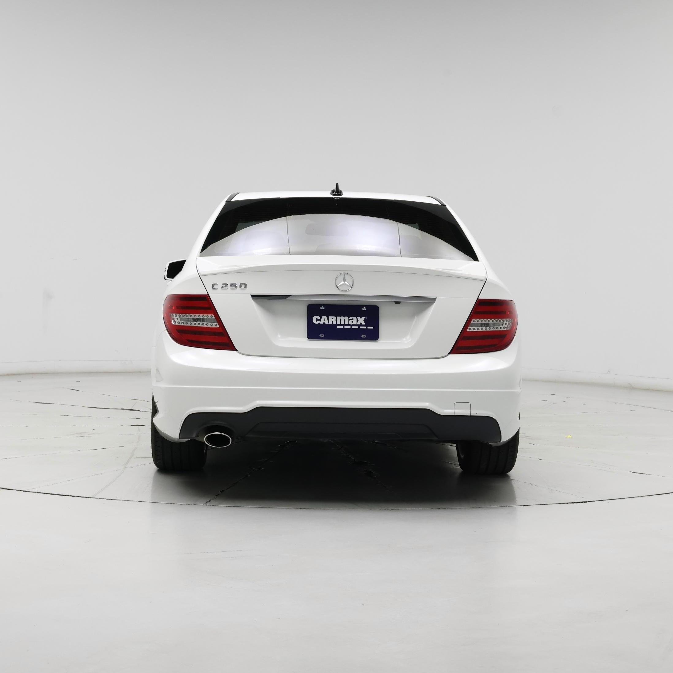 Thumbnail: 2014 Mercedes-Benz C-Class - 6