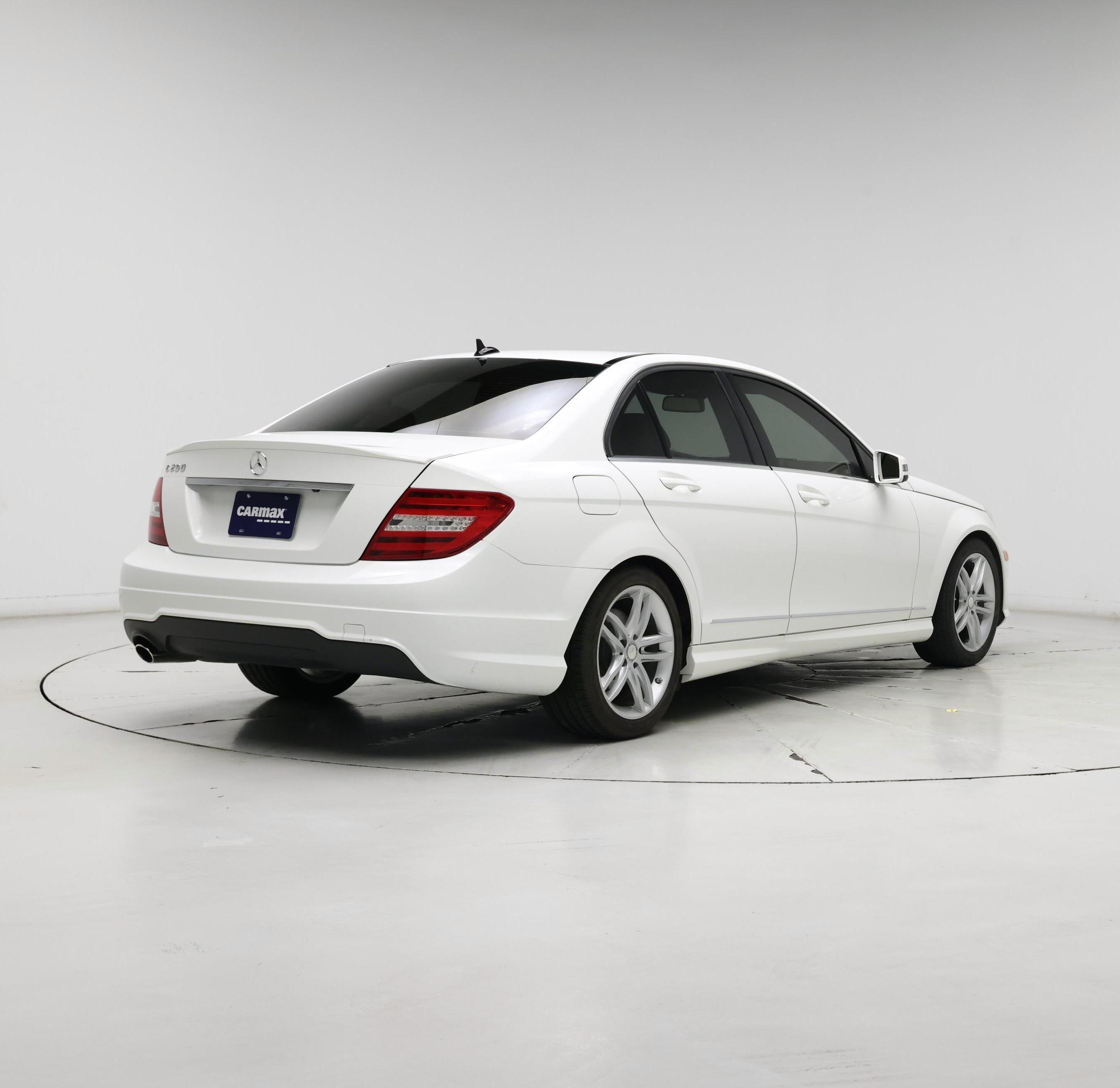 Thumbnail: 2014 Mercedes-Benz C-Class - 8