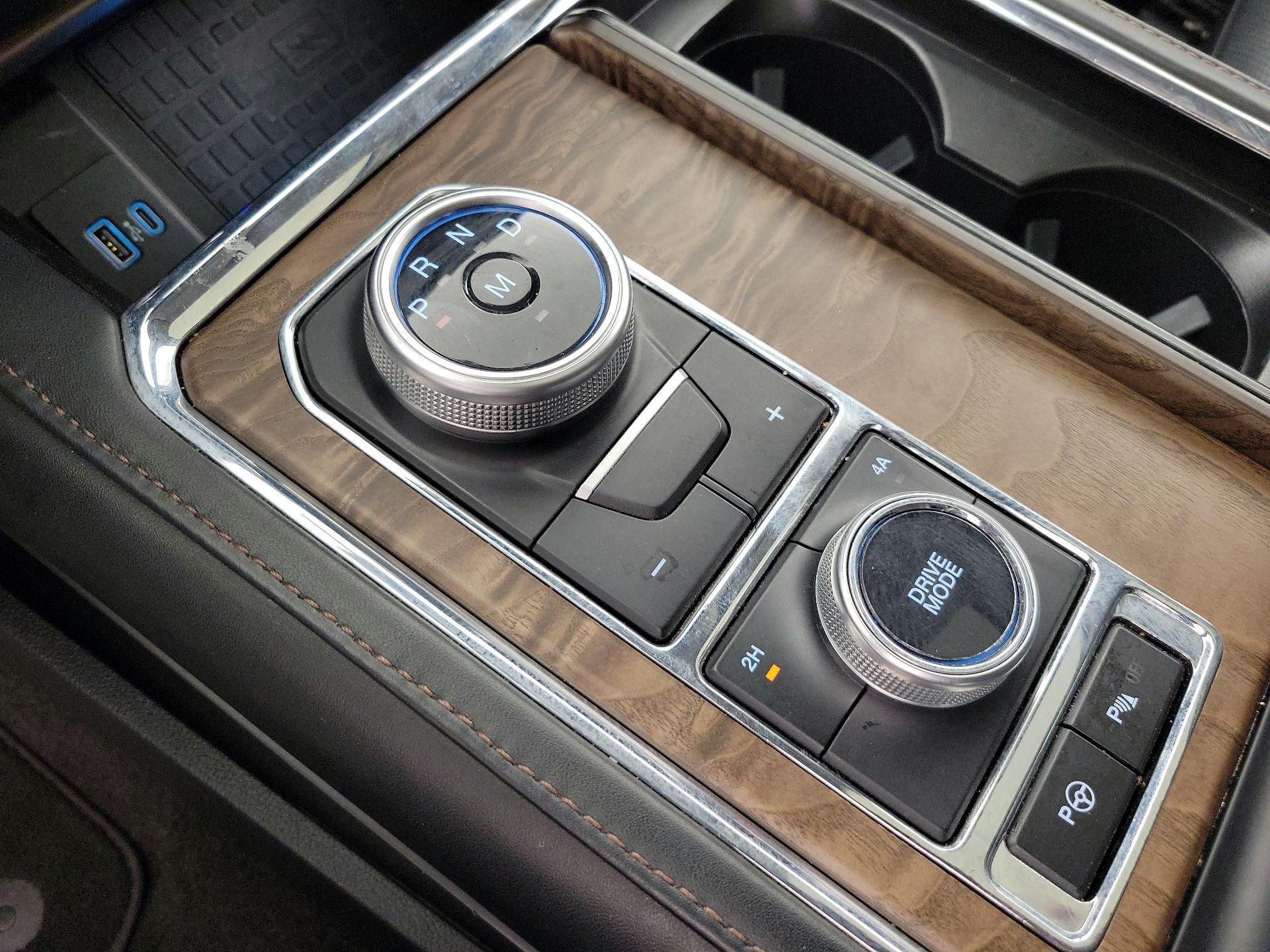 Thumbnail: 2021 Ford Expedition - 18
