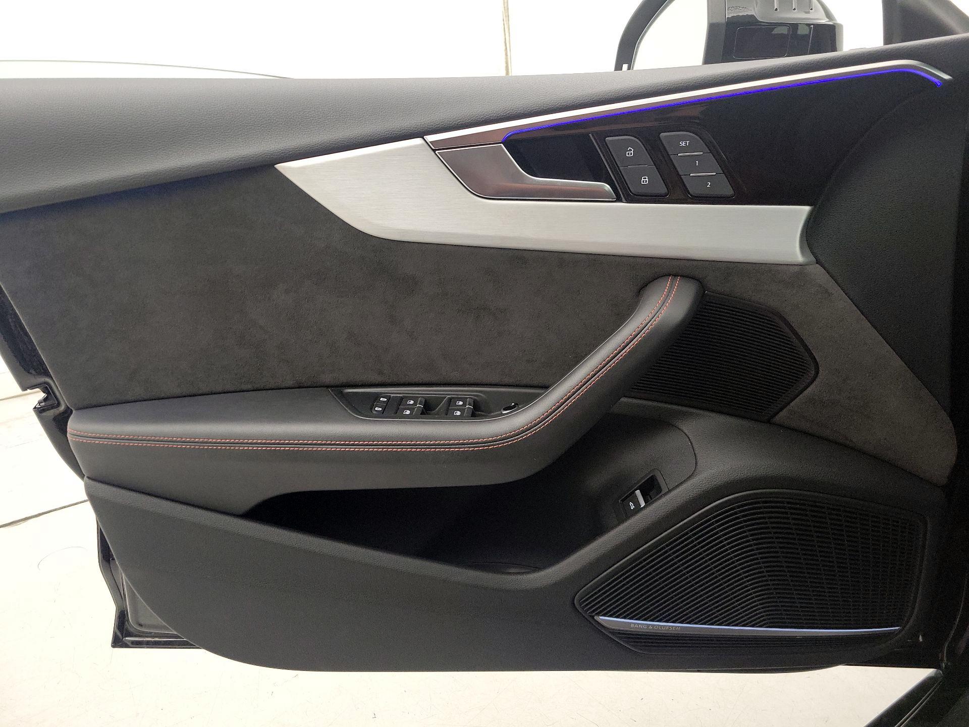 Thumbnail: 2020 Audi S5 - 12