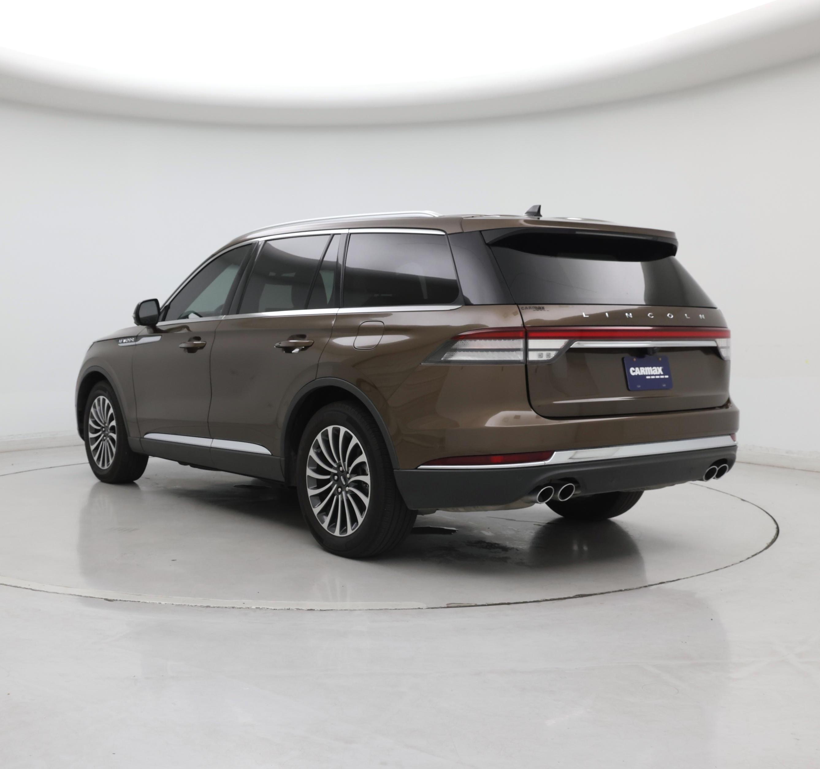 Thumbnail: 2022 Lincoln Aviator - 2