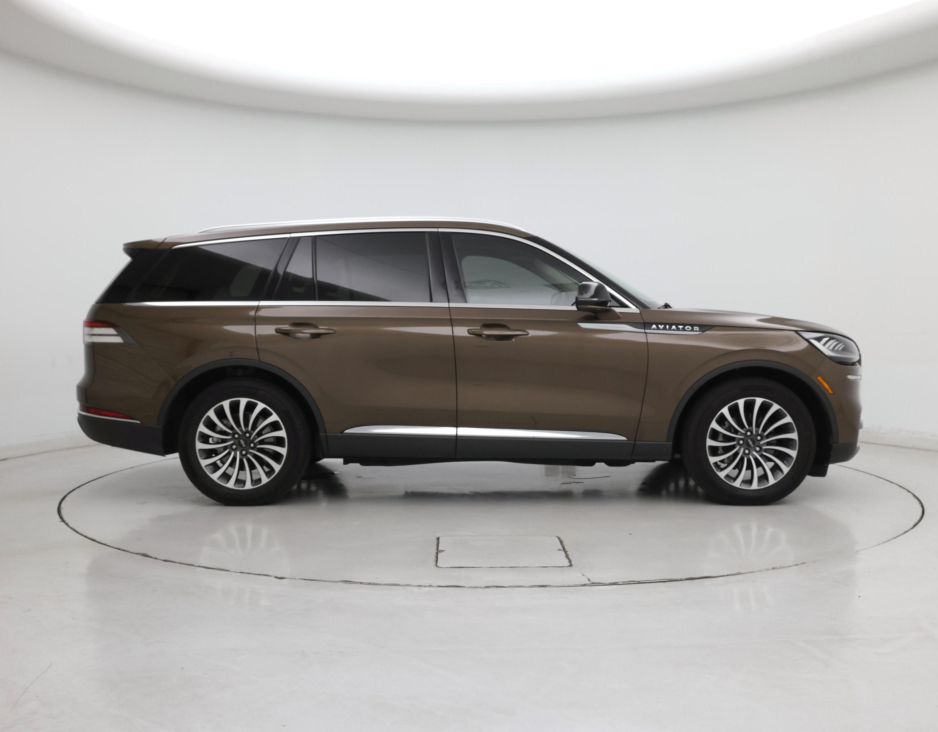 Thumbnail: 2022 Lincoln Aviator - 7