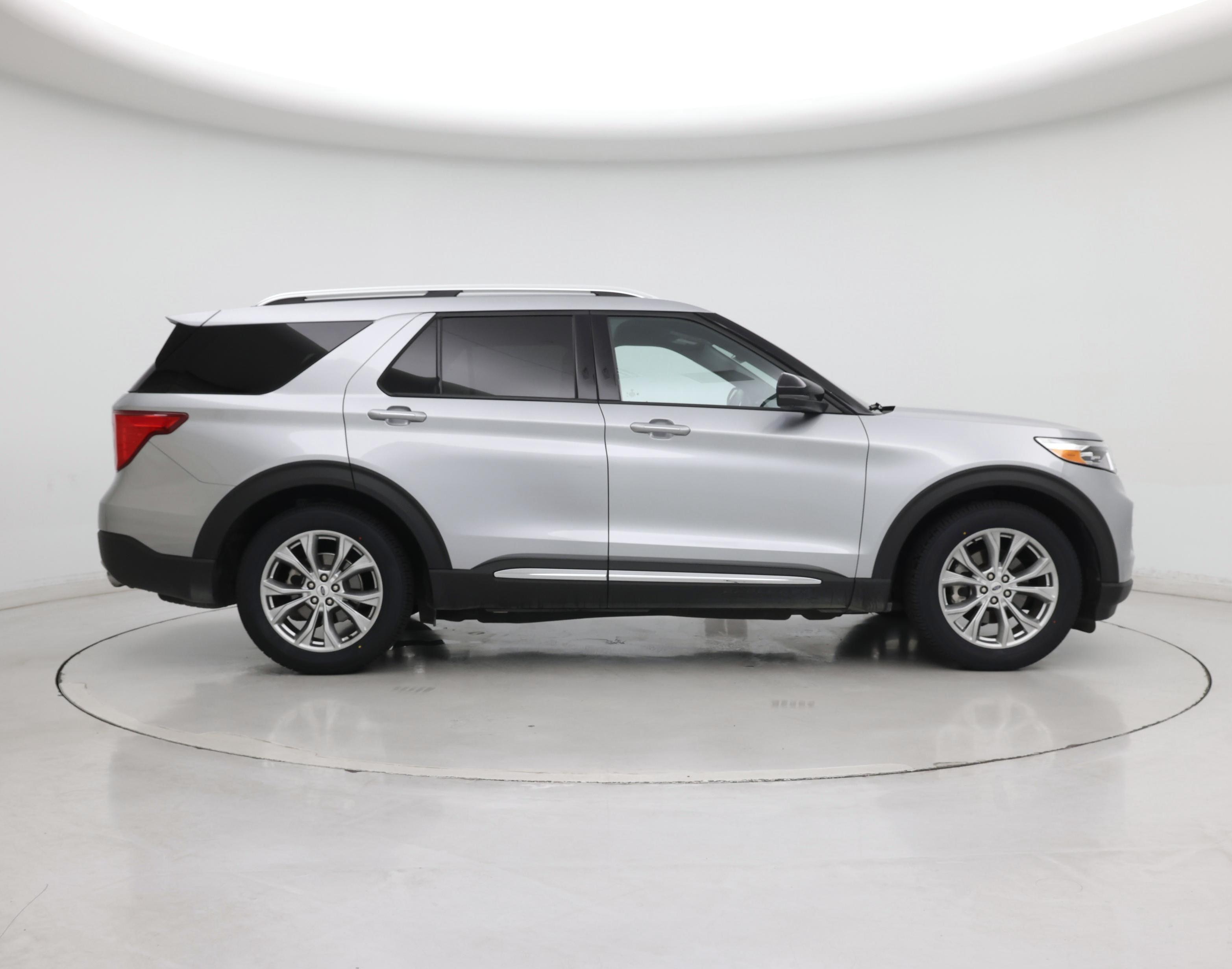 Thumbnail: 2020 Ford Explorer - 7