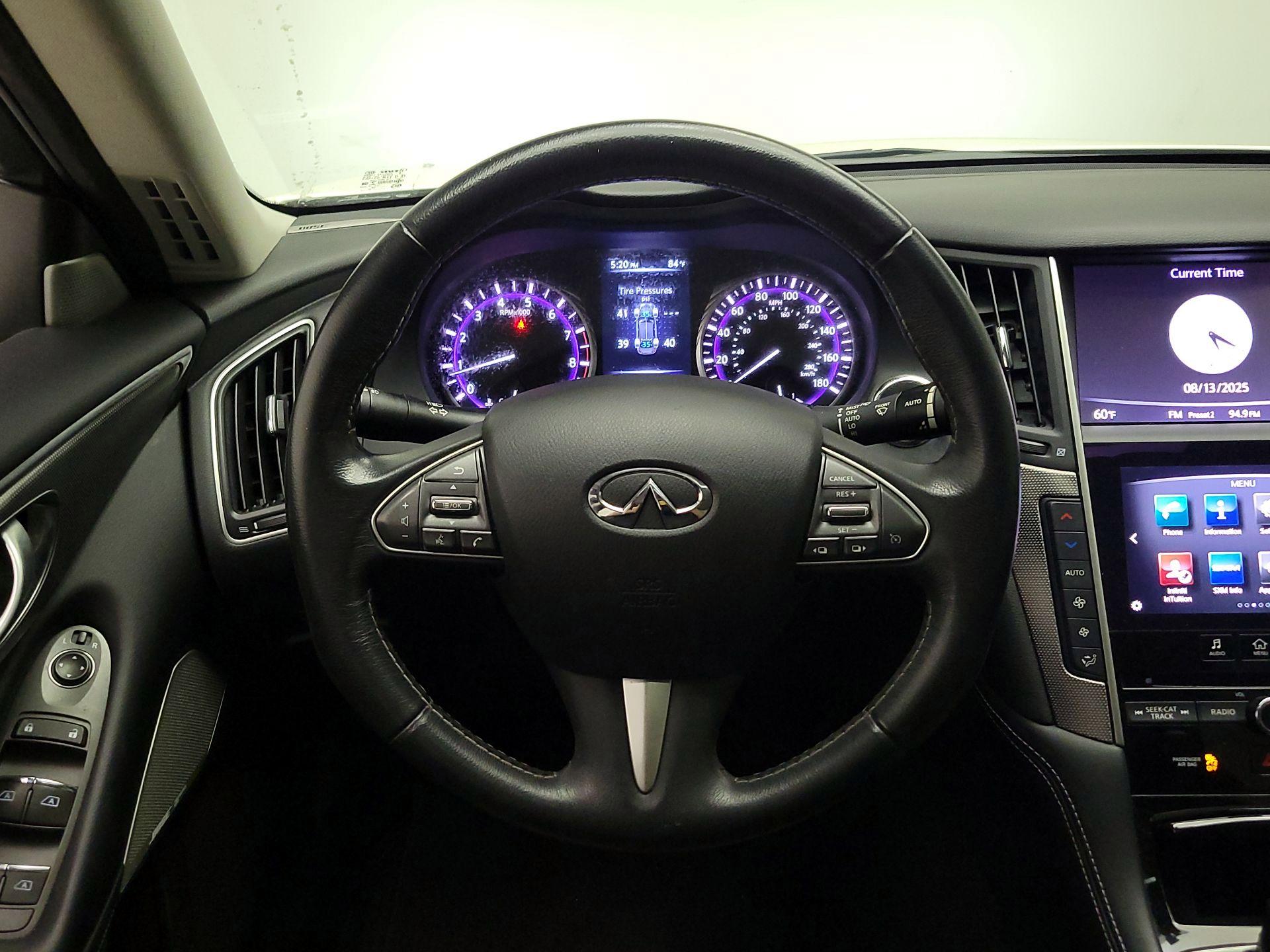 Thumbnail: 2017 INFINITI Q50 - 10
