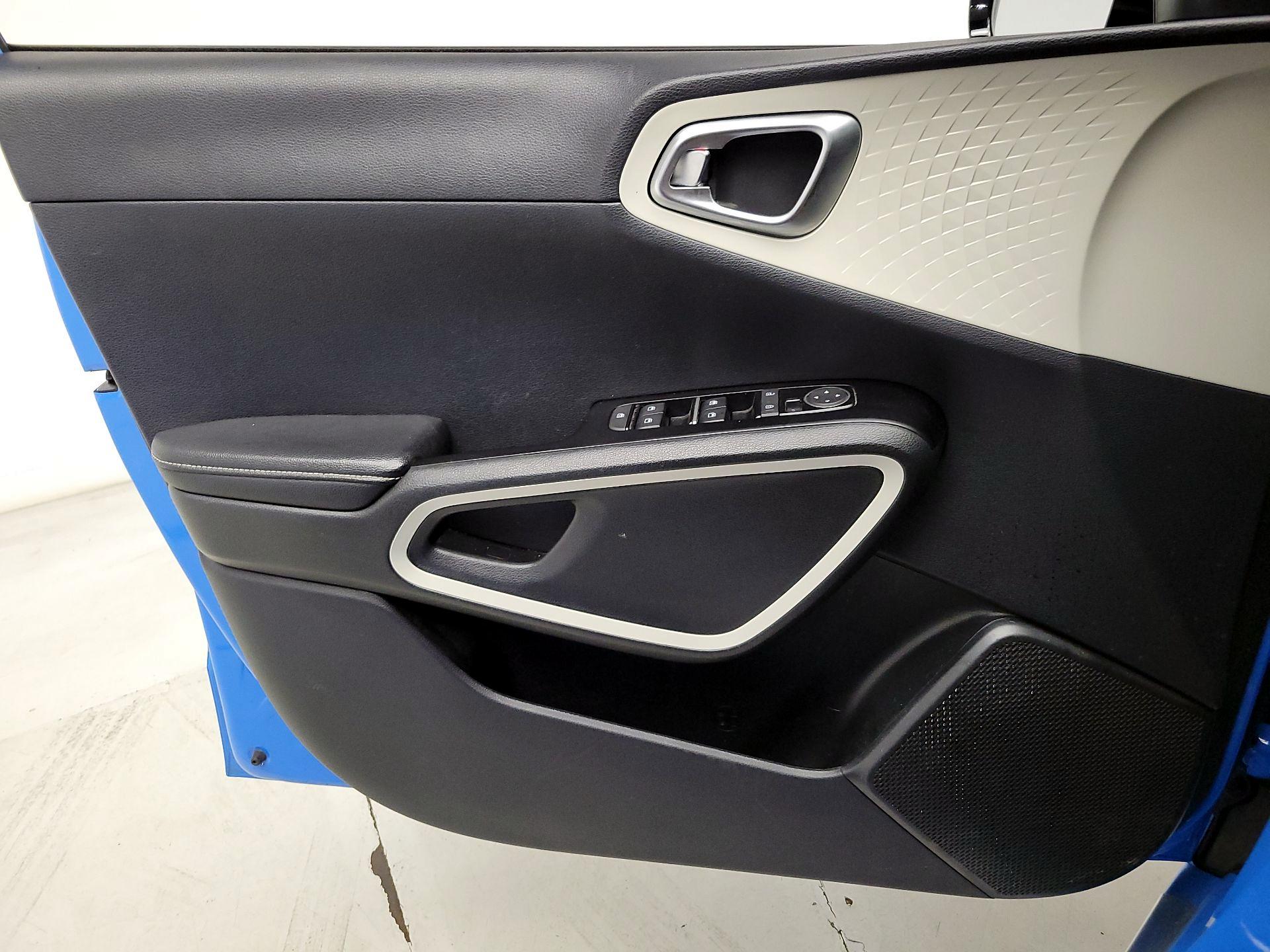 Thumbnail: 2024 Kia Soul - 12