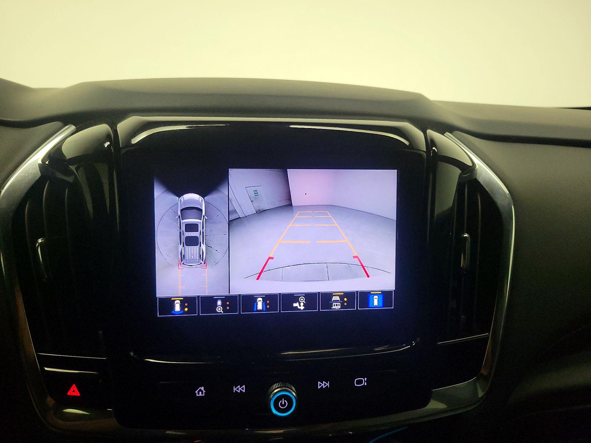 Thumbnail: 2023 Chevrolet Traverse - 15