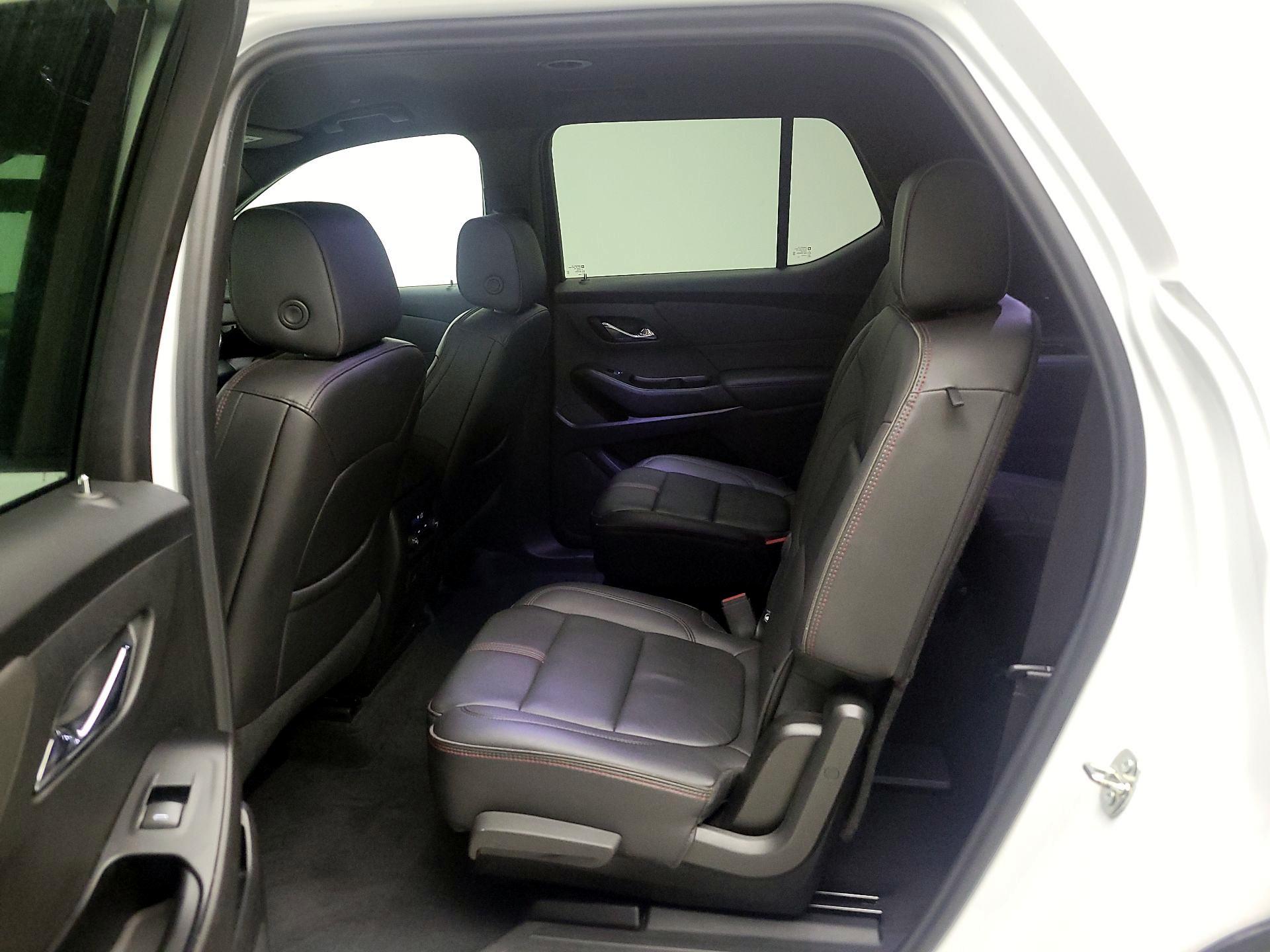 Thumbnail: 2023 Chevrolet Traverse - 20