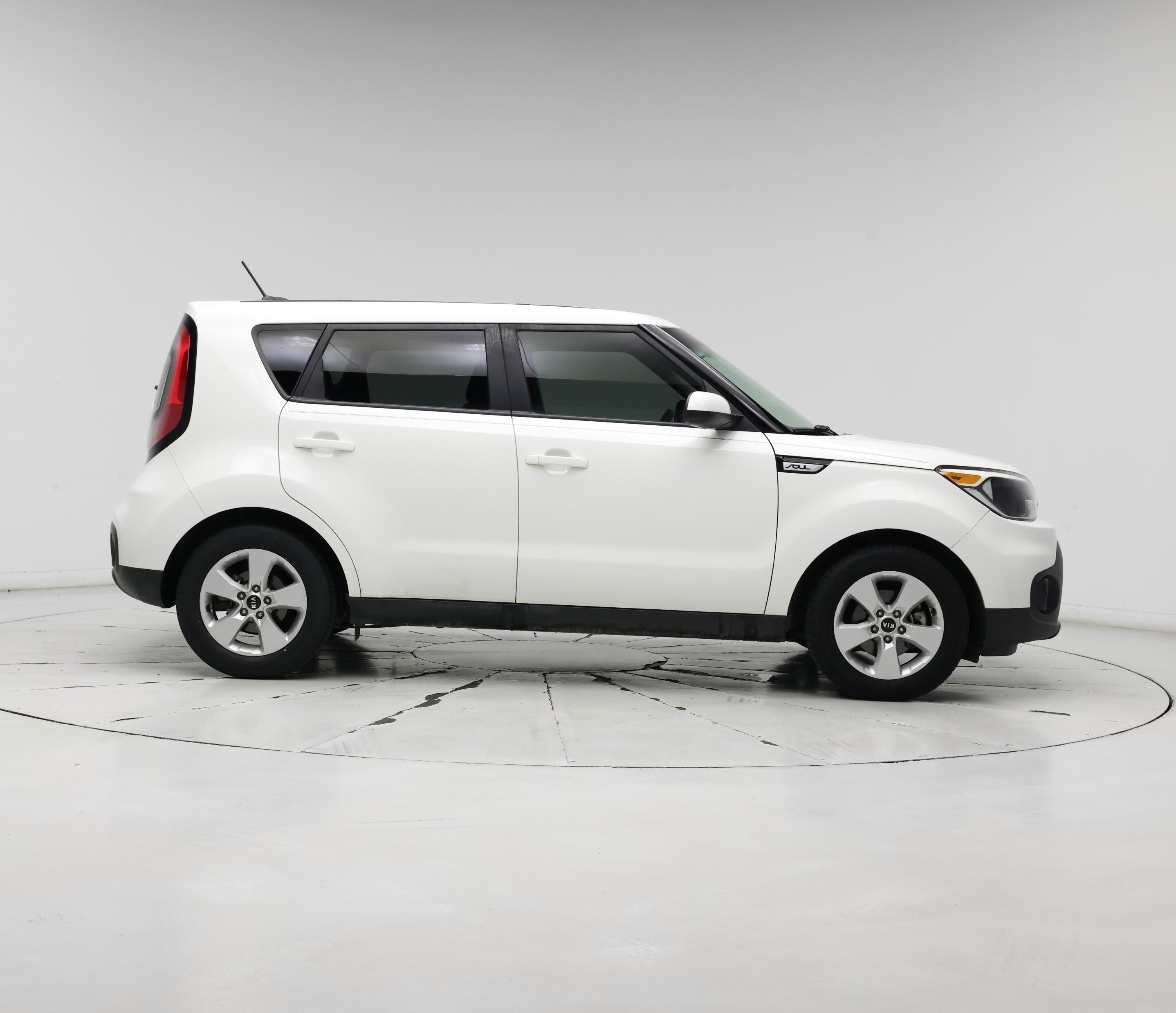 Thumbnail: 2019 Kia Soul - 7