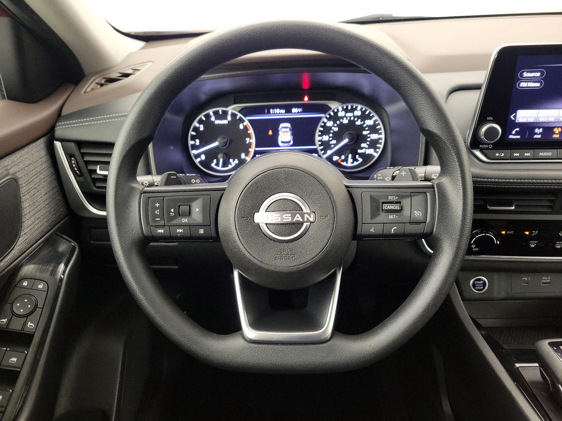 Thumbnail: 2023 Nissan Rogue - 10