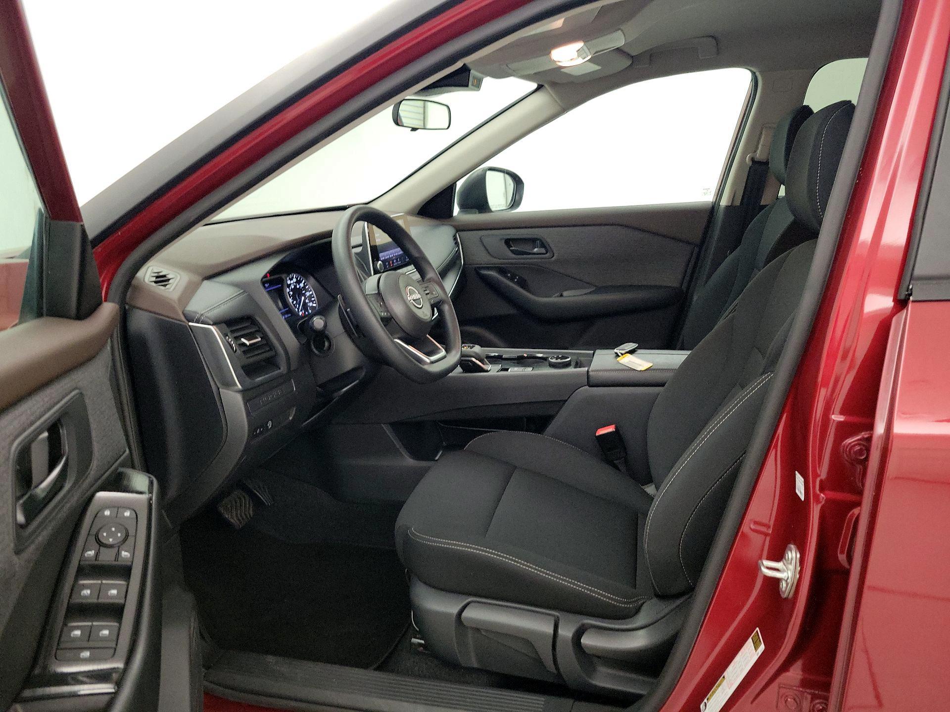 Thumbnail: 2023 Nissan Rogue - 11