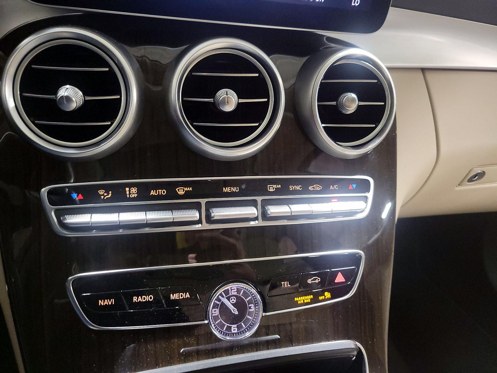 Thumbnail: 2019 Mercedes-Benz C-Class - 16