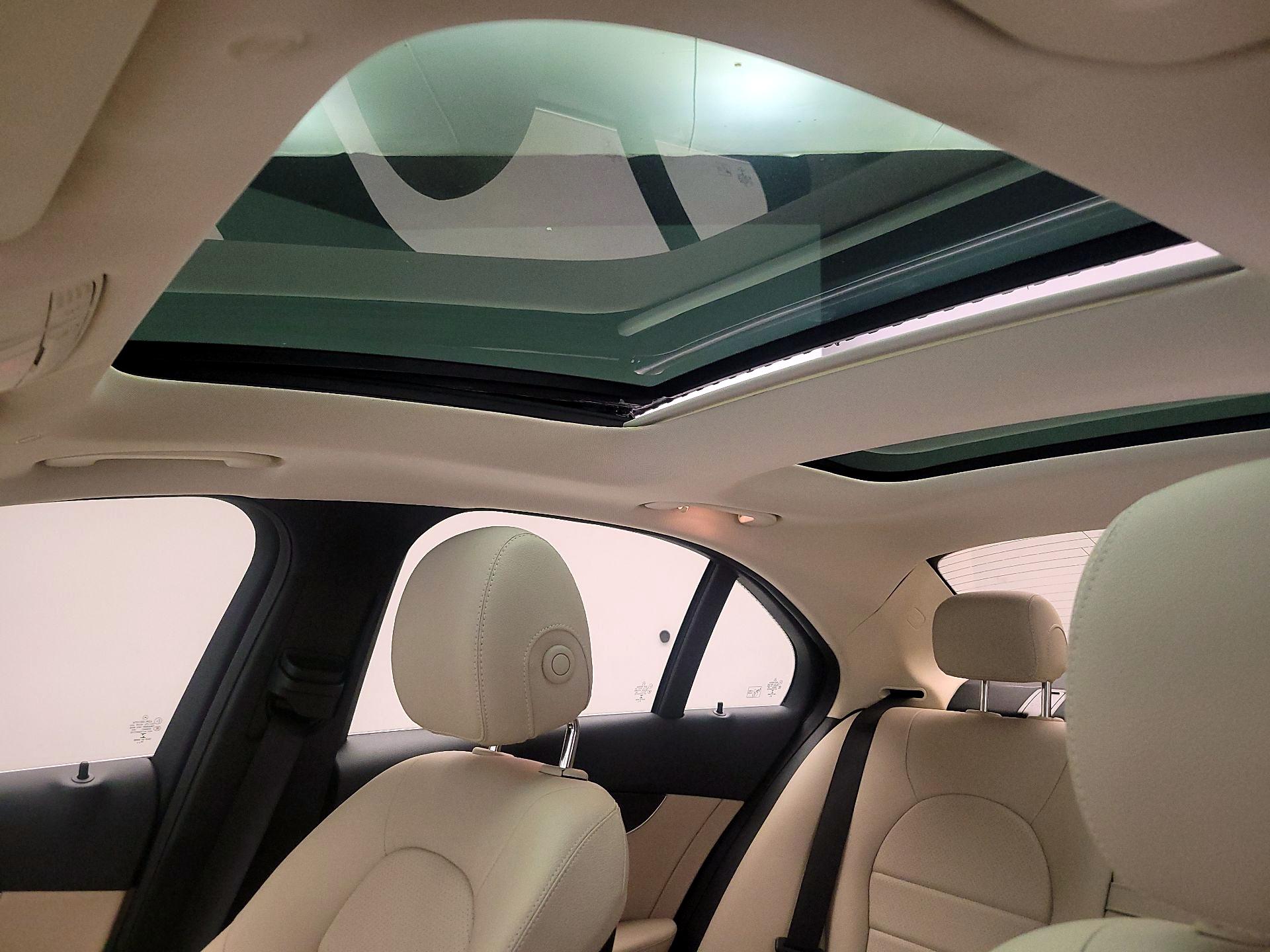 Thumbnail: 2019 Mercedes-Benz C-Class - 19
