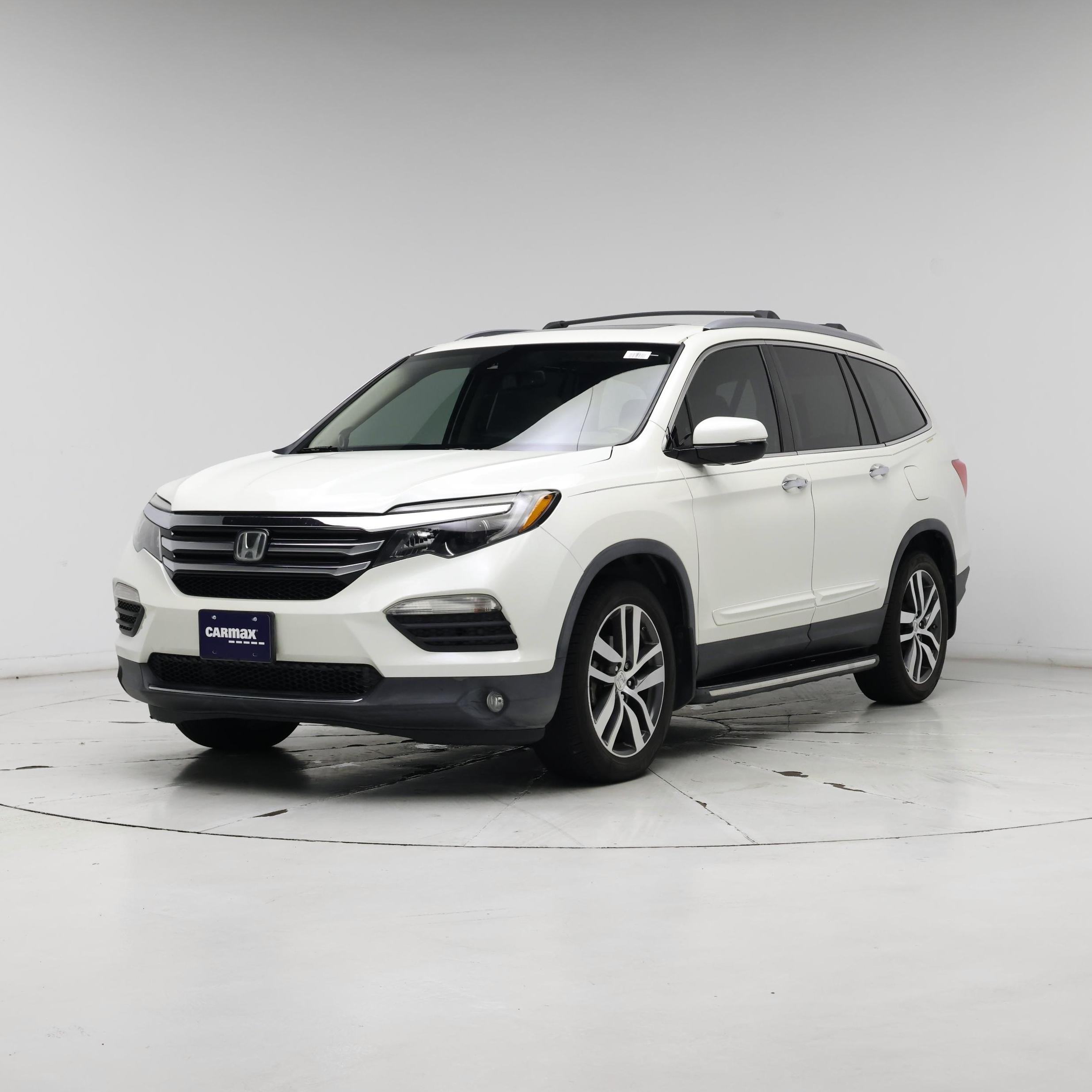 Thumbnail: 2016 Honda Pilot - 4