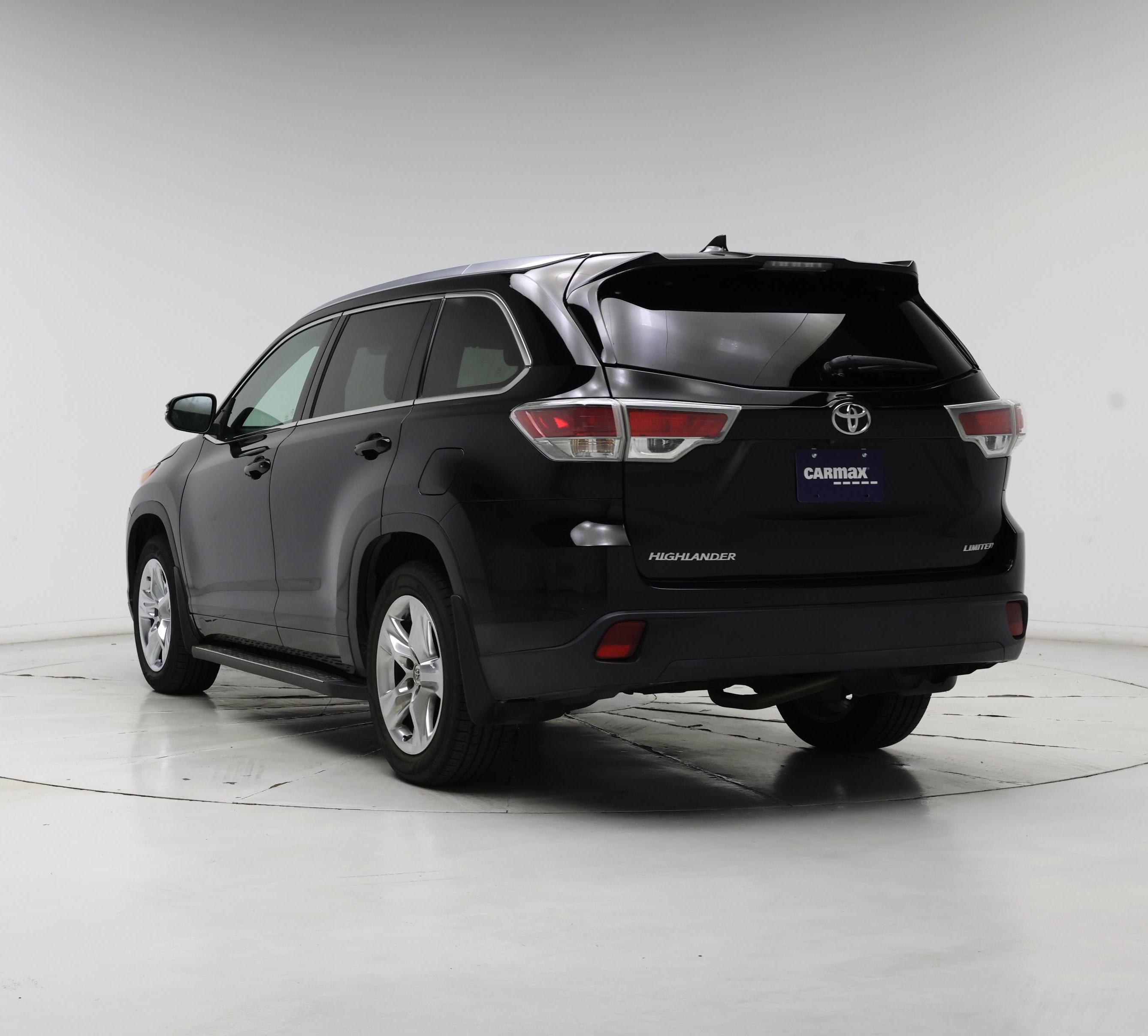 Thumbnail: 2015 Toyota Highlander - 2