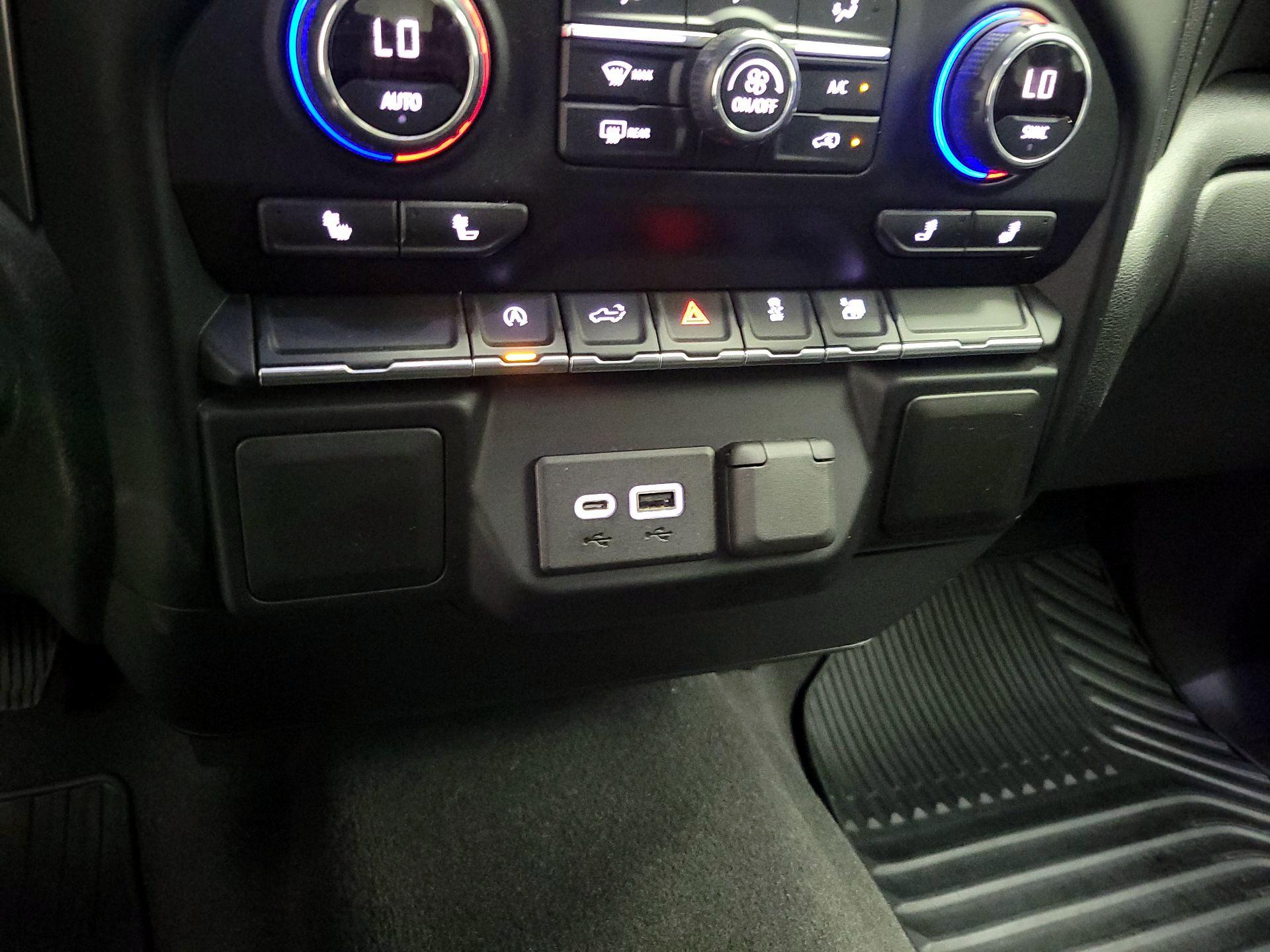 Thumbnail: 2019 Chevrolet Silverado 1500 - 18