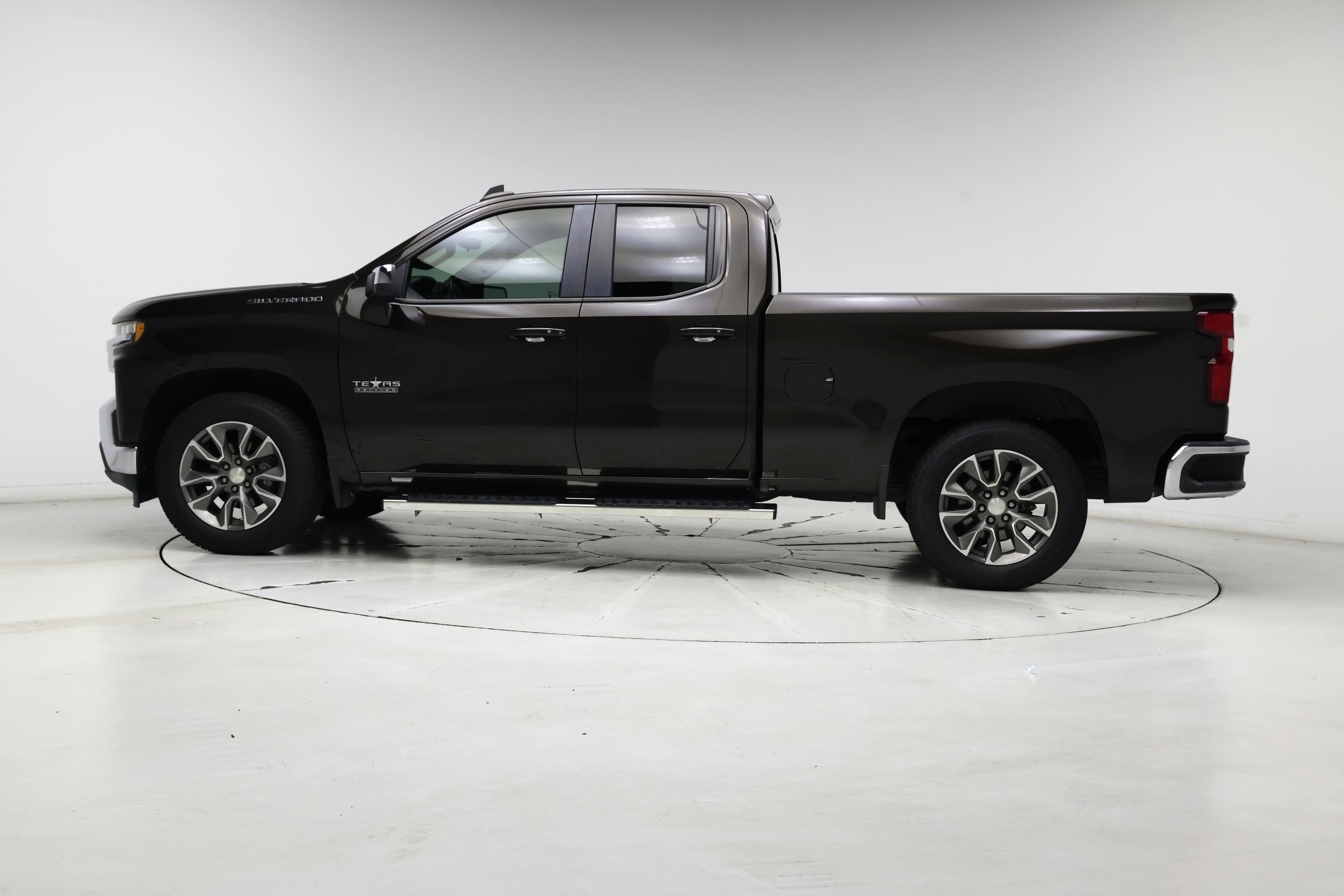 Thumbnail: 2019 Chevrolet Silverado 1500 - 3