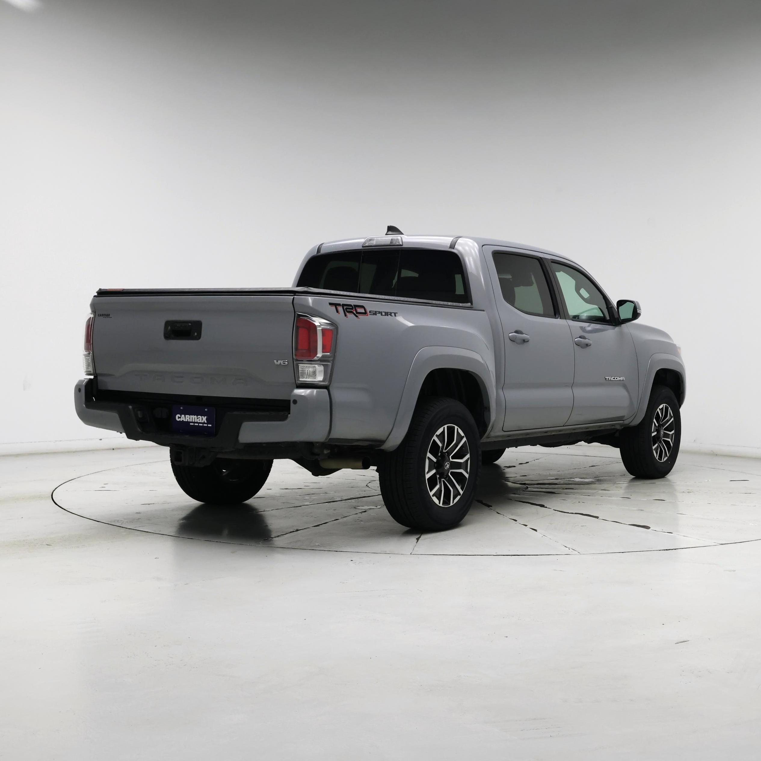 Thumbnail: 2021 Toyota Tacoma - 8