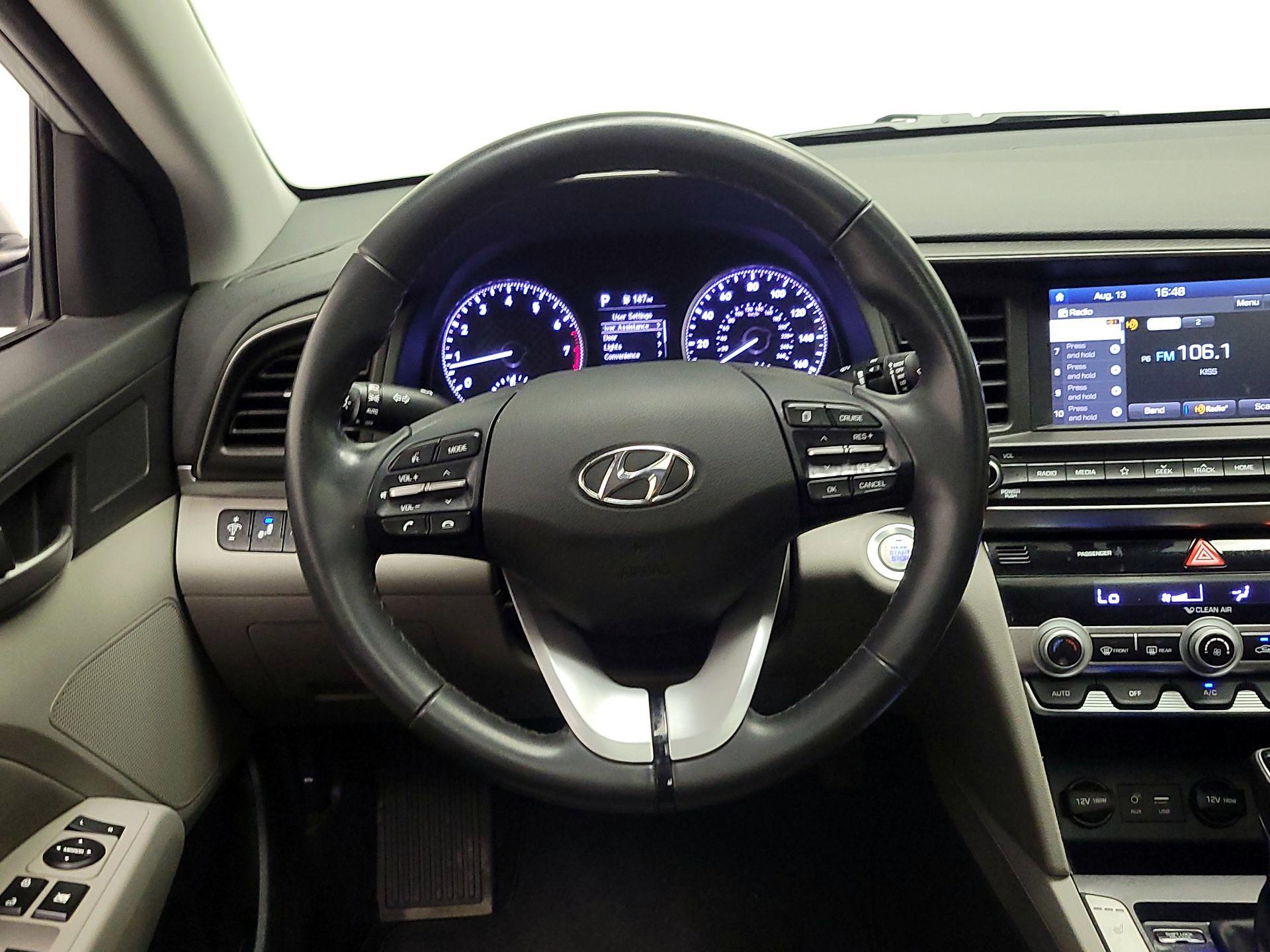 Thumbnail: 2020 Hyundai Elantra - 10