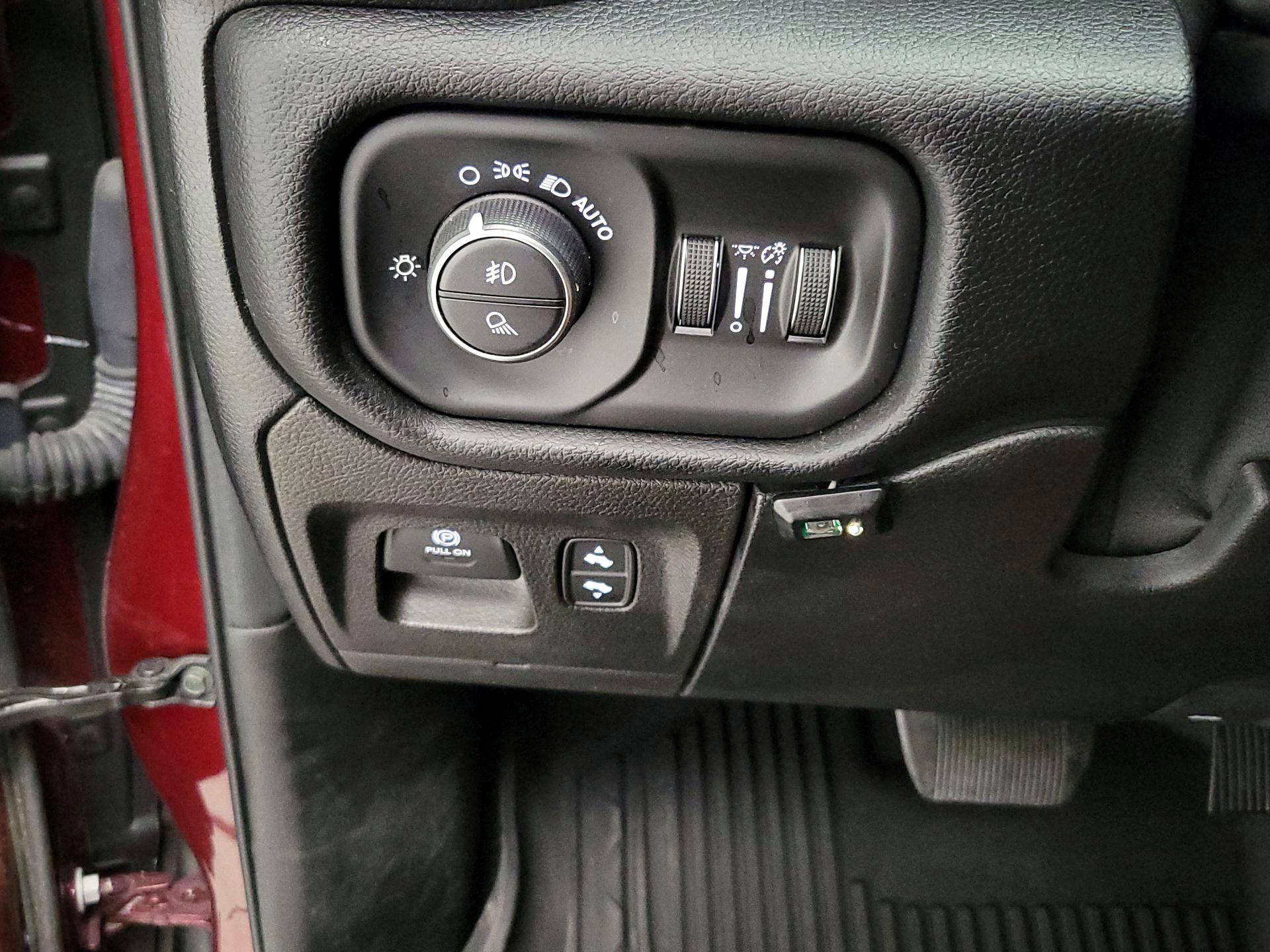 Thumbnail: 2020 RAM 1500 - 13