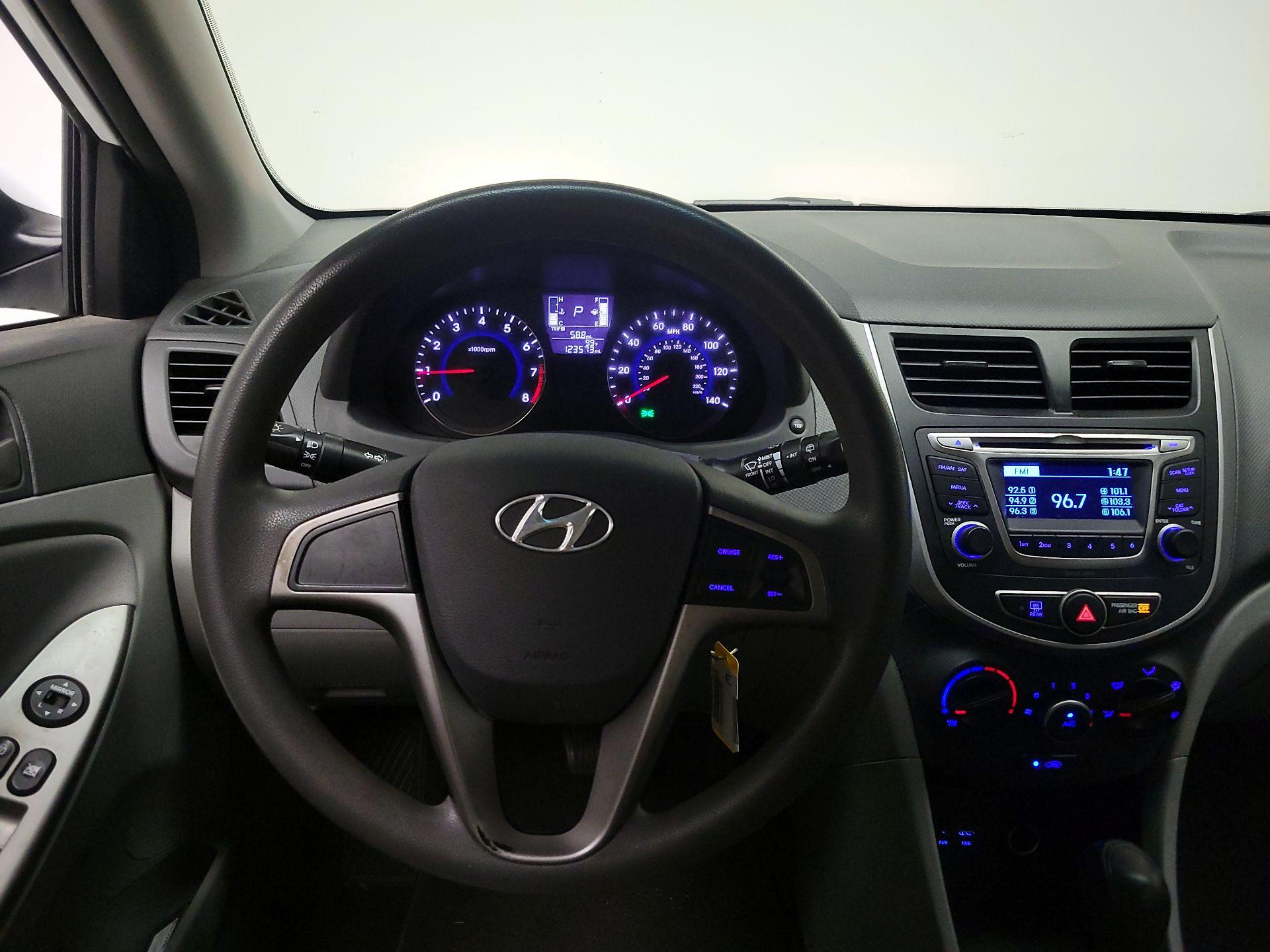 Thumbnail: 2017 Hyundai Accent - 10
