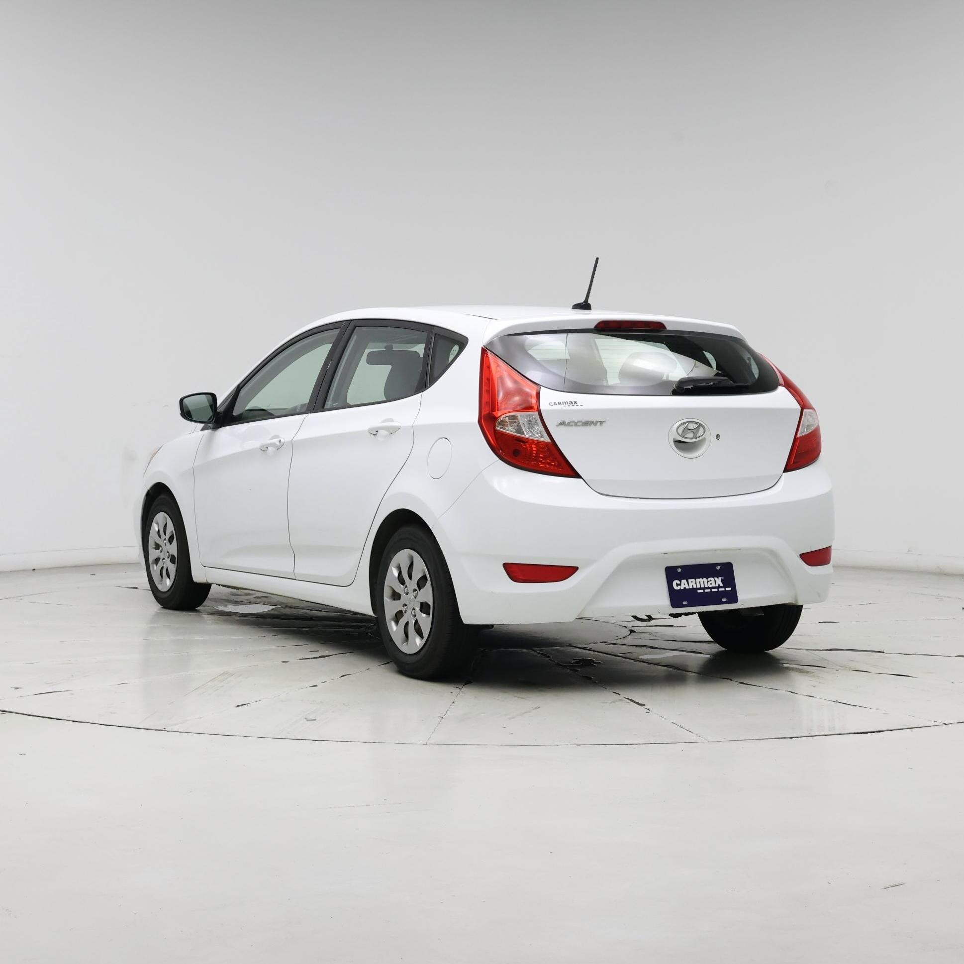 Thumbnail: 2017 Hyundai Accent - 2
