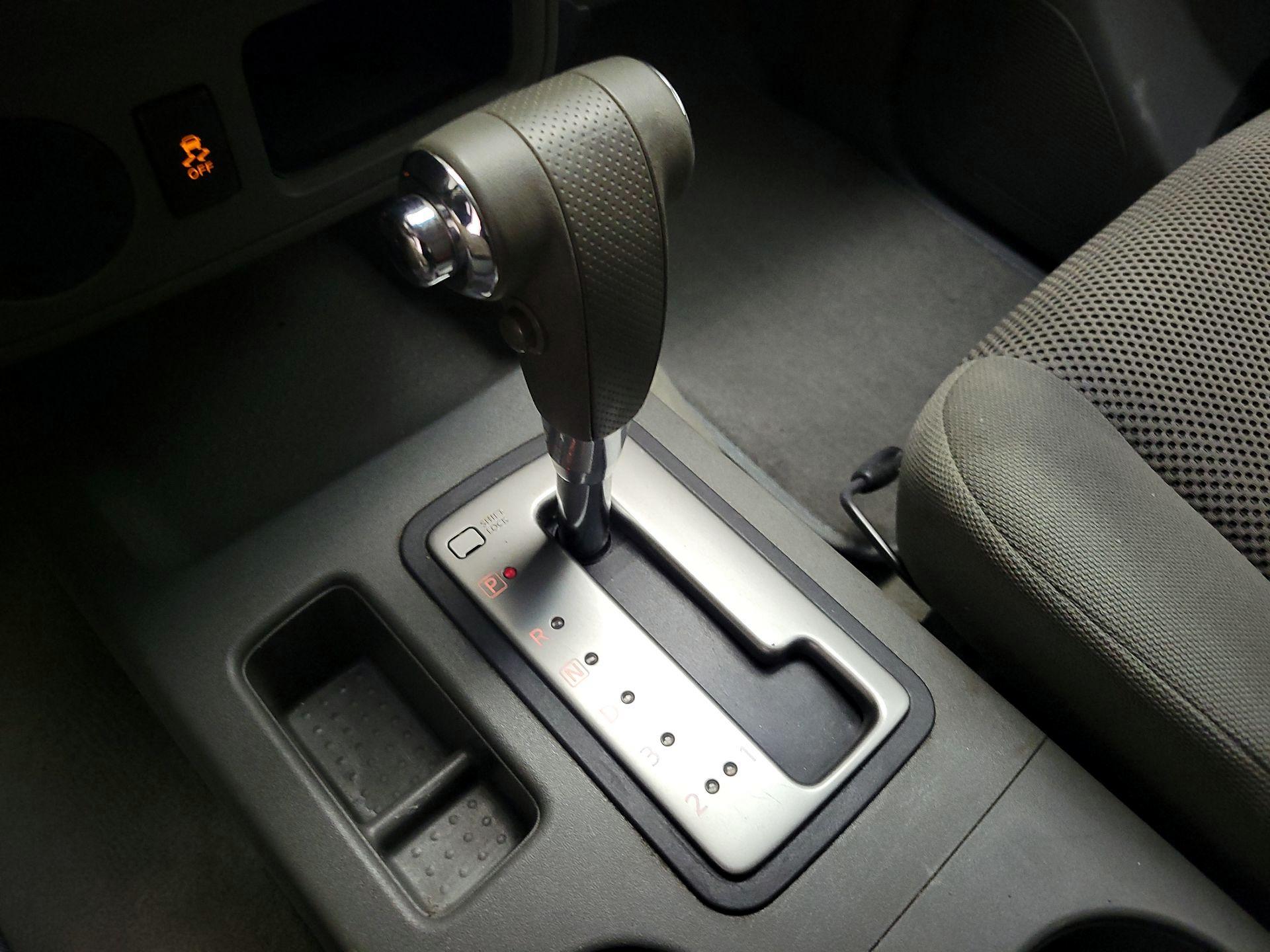 Thumbnail: 2015 Nissan Frontier - 16