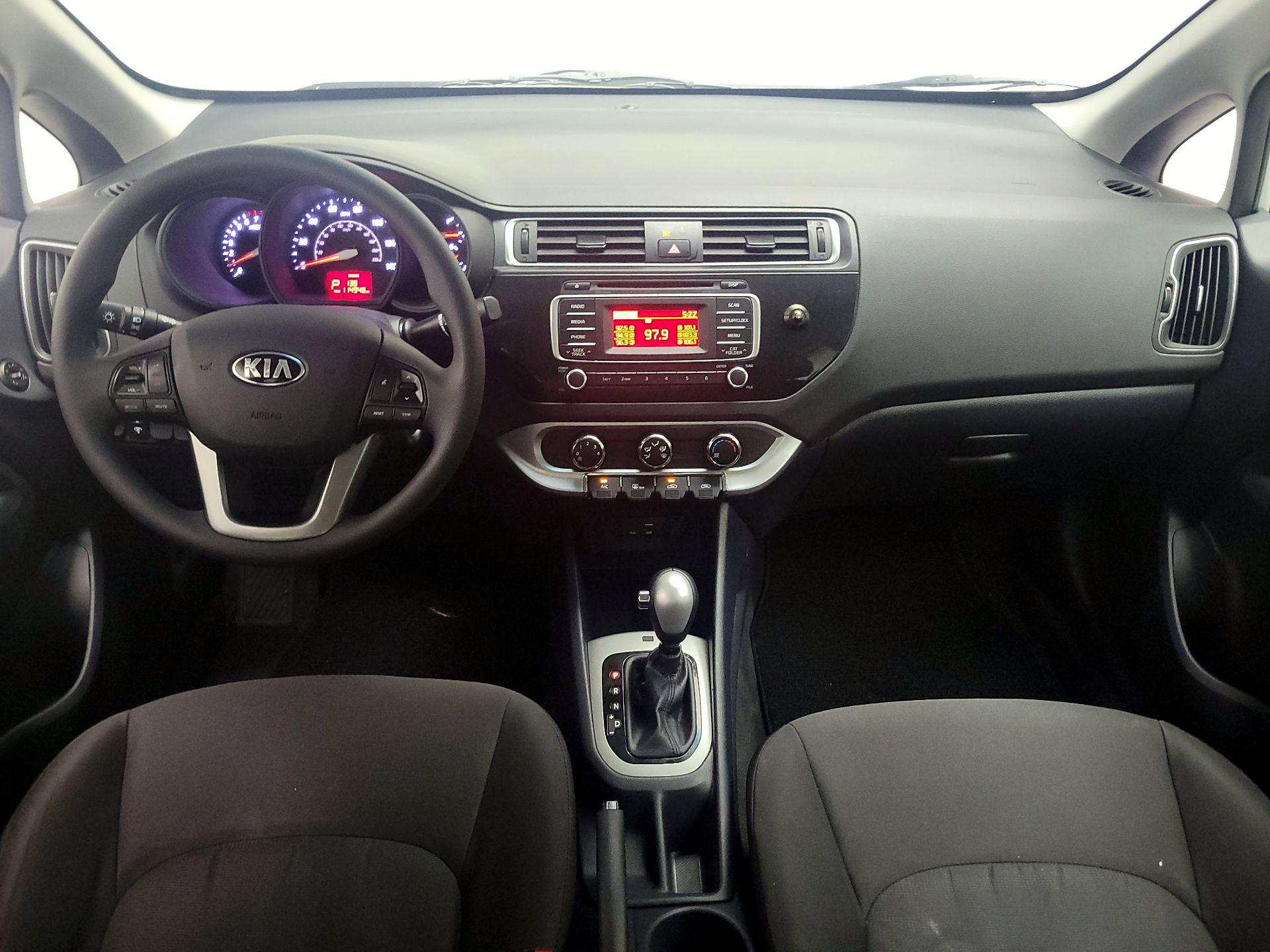 Thumbnail: 2016 Kia Rio - 9