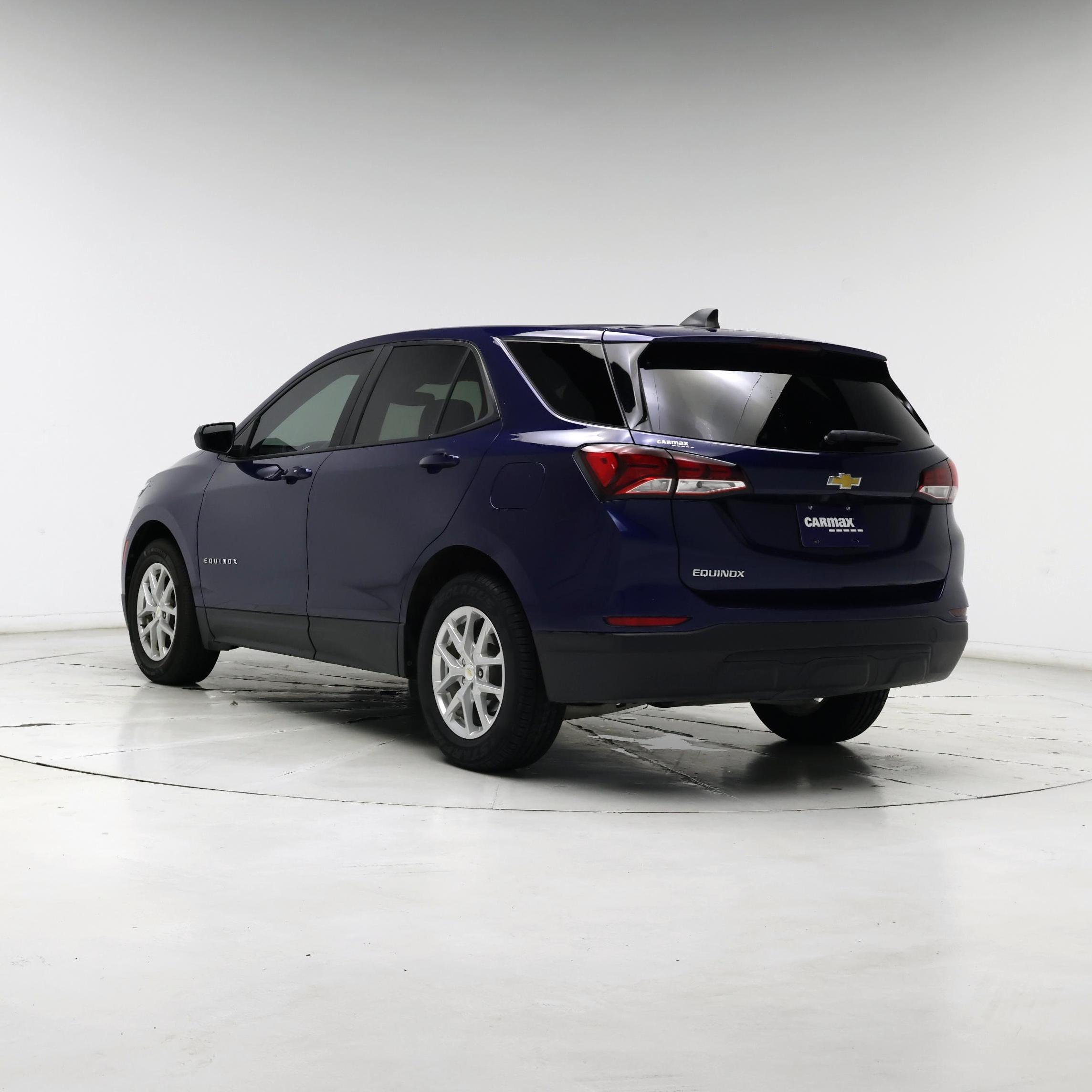 Thumbnail: 2022 Chevrolet Equinox - 2