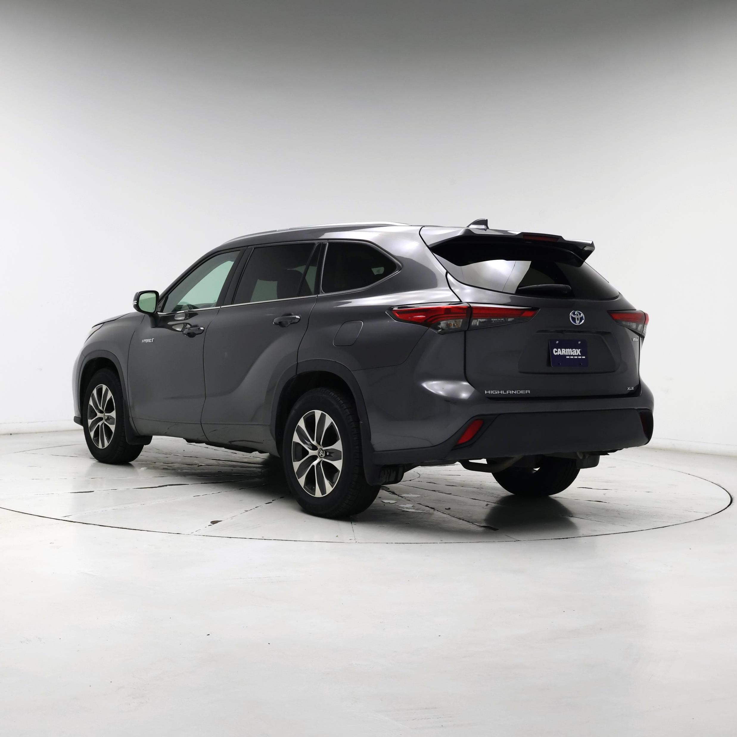 Thumbnail: 2021 Toyota Highlander - 2