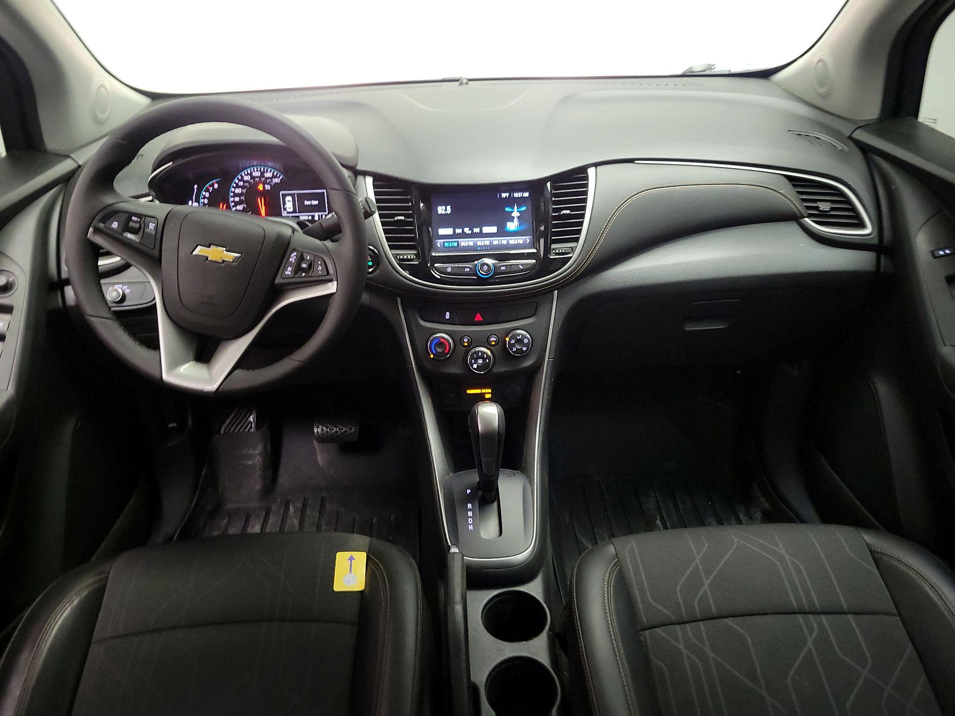 Thumbnail: 2017 Chevrolet Trax - 9