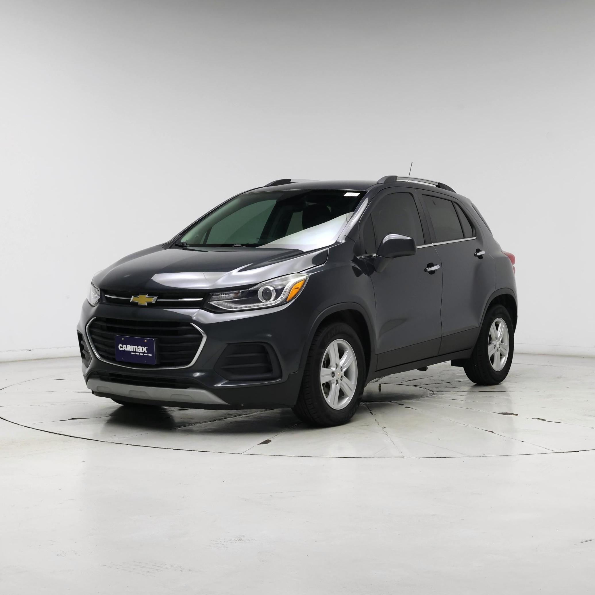 Thumbnail: 2017 Chevrolet Trax - 4