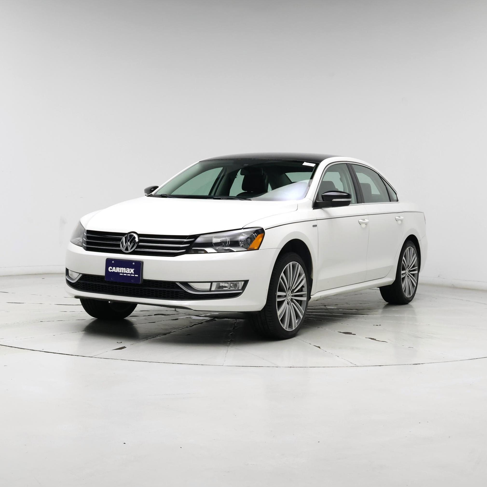 Thumbnail: 2015 Volkswagen Passat - 4