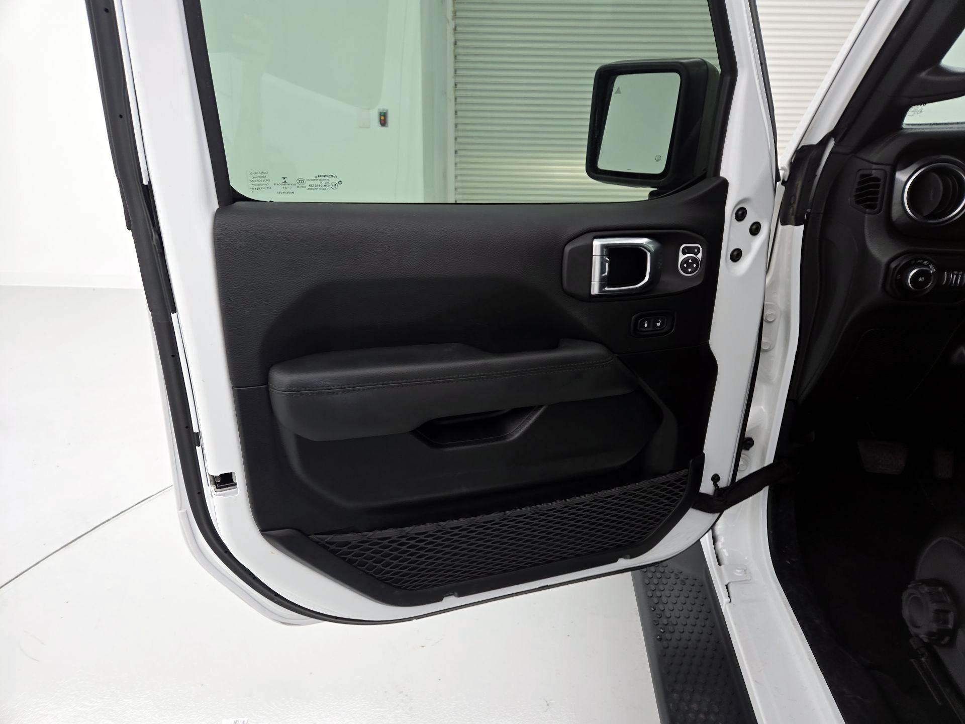 Thumbnail: 2021 Jeep Wrangler - 12