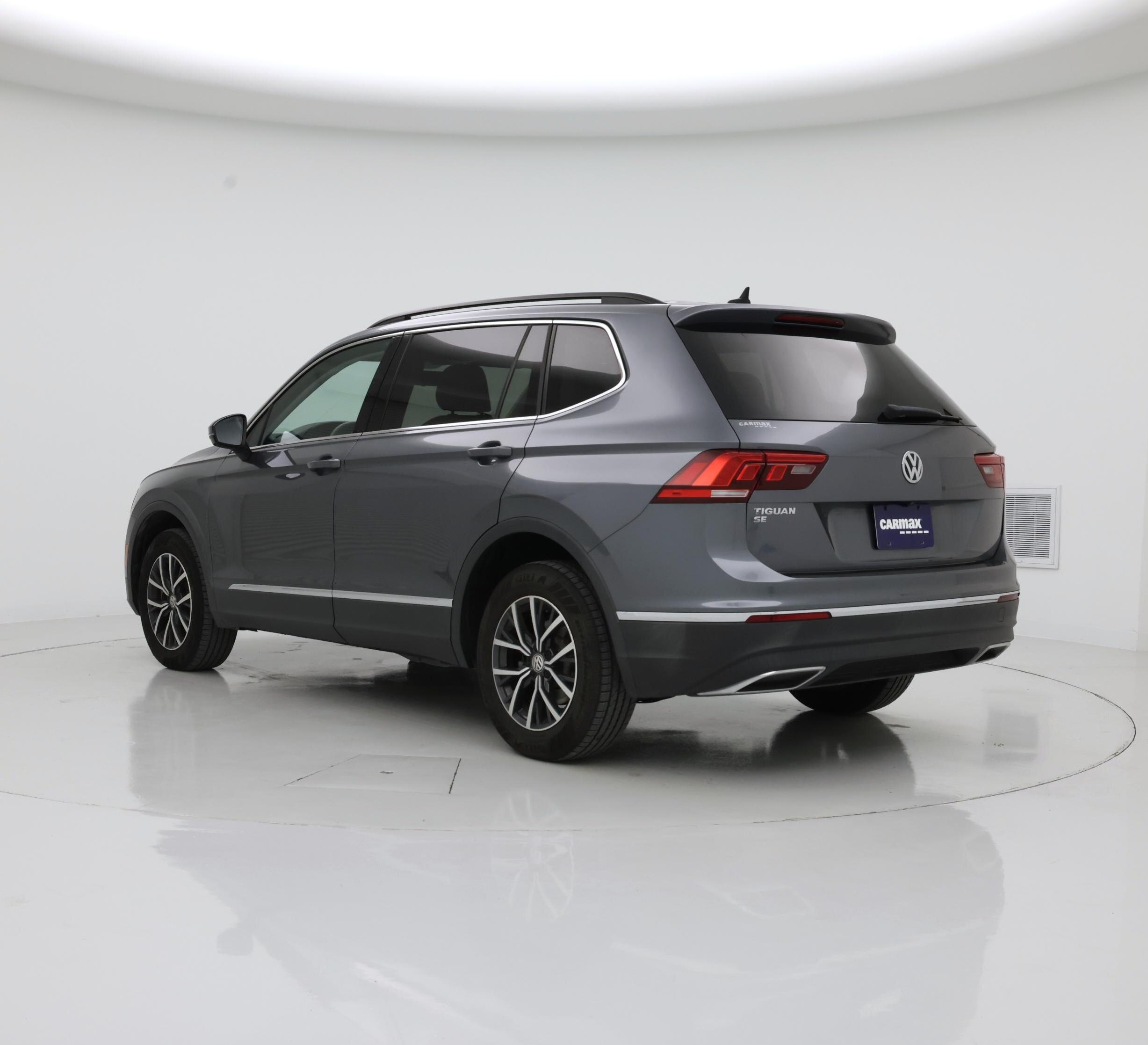 Thumbnail: 2020 Volkswagen Tiguan - 2