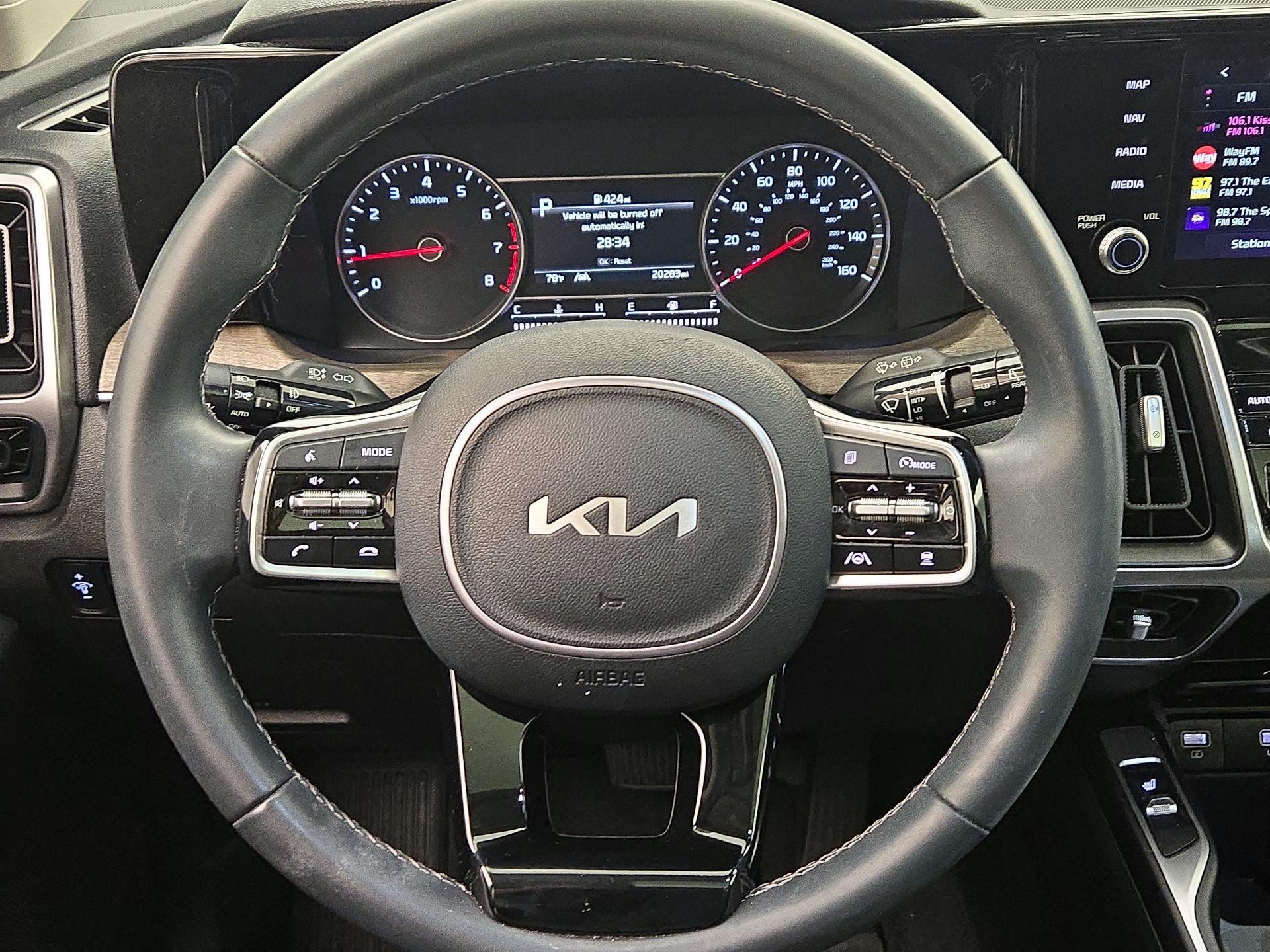 Thumbnail: 2023 Kia Sorento - 10