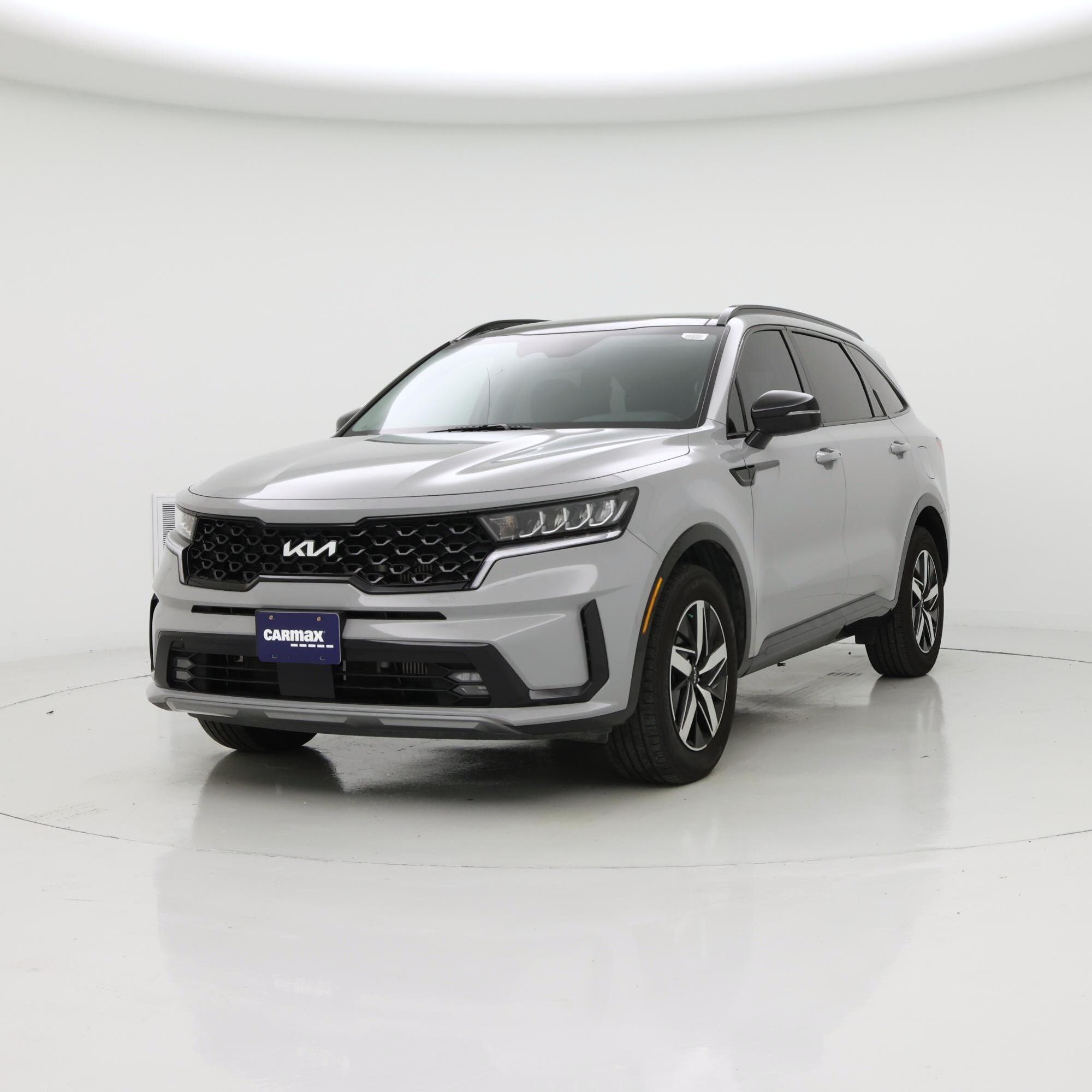 Thumbnail: 2023 Kia Sorento - 4