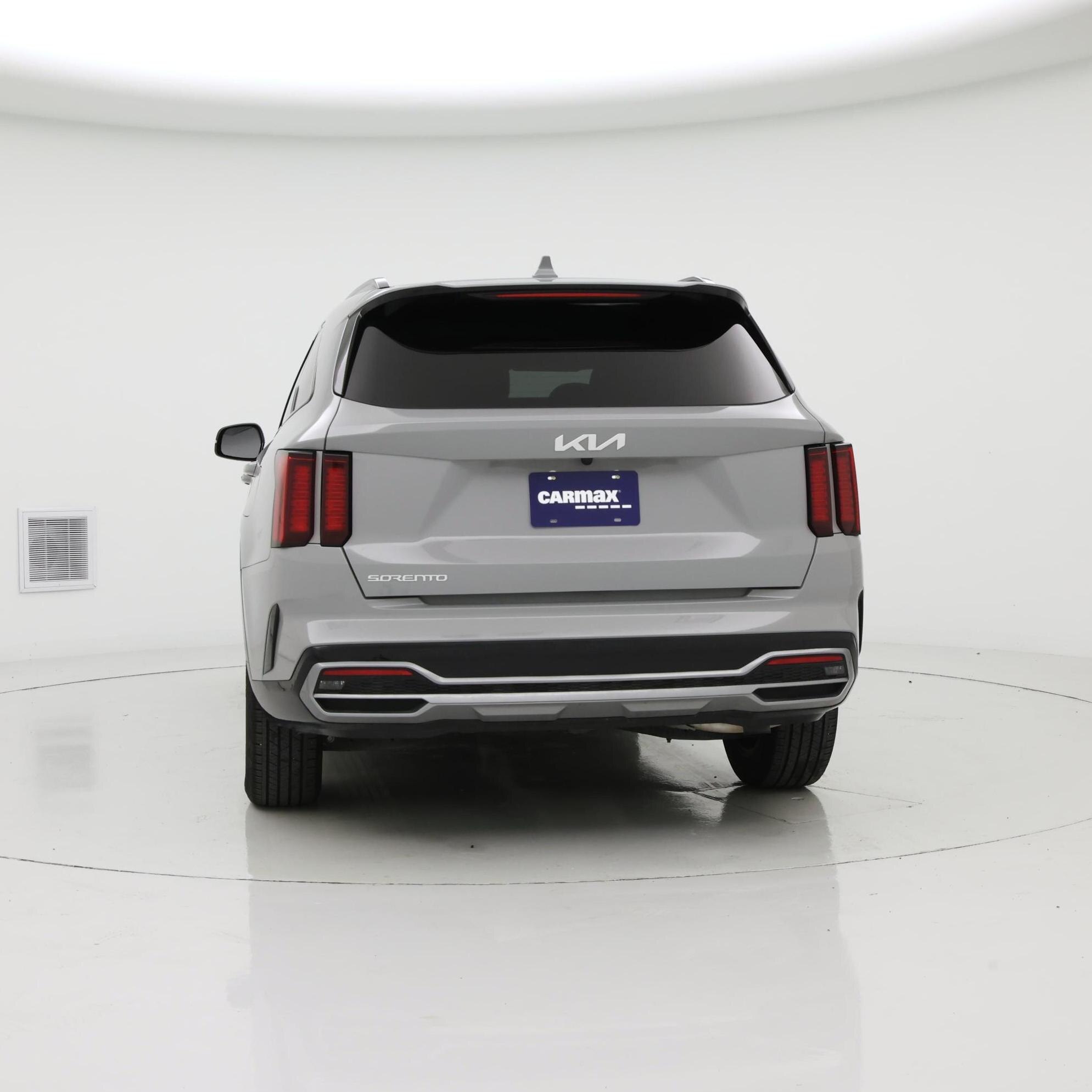 Thumbnail: 2023 Kia Sorento - 6