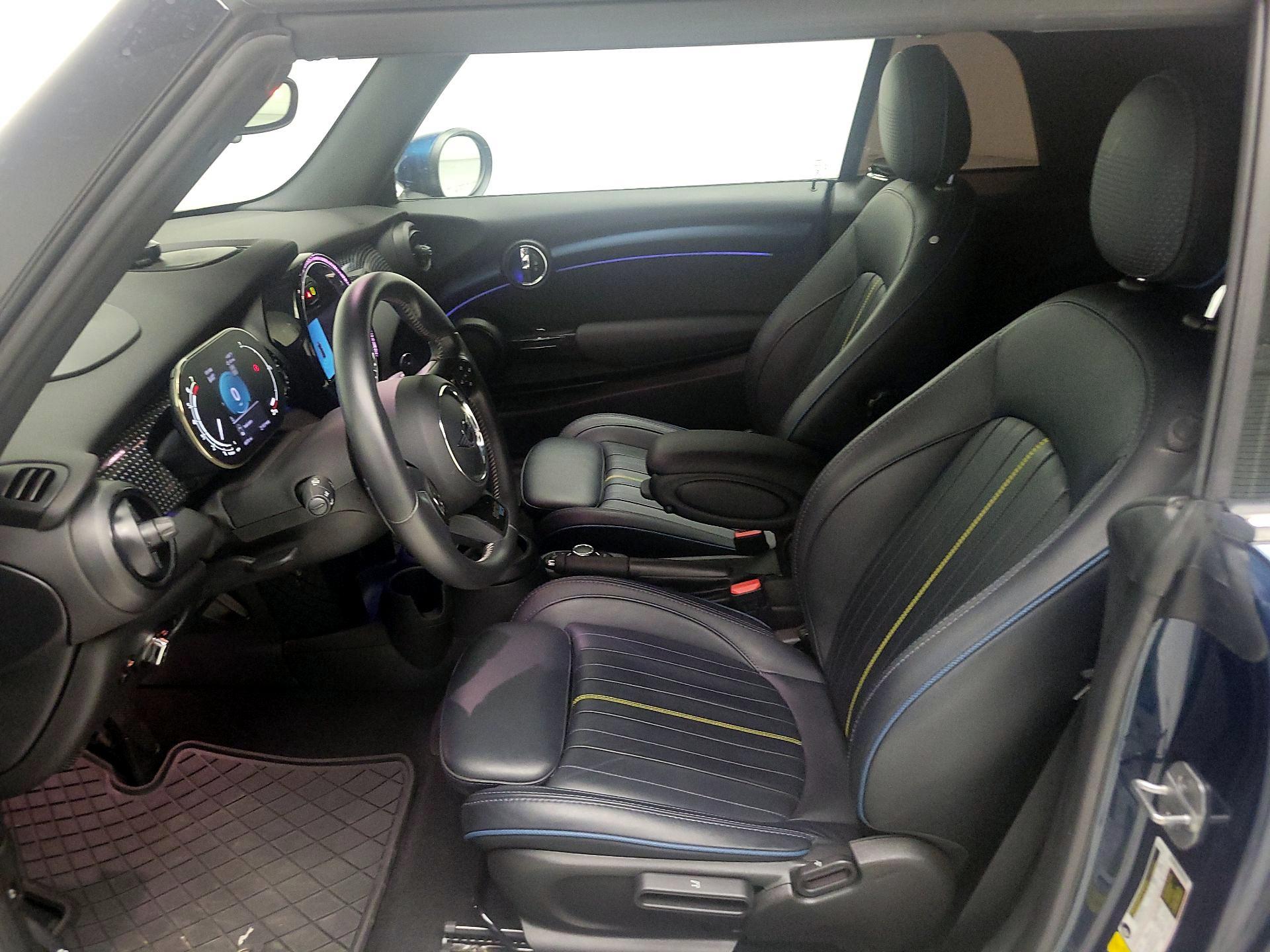 Thumbnail: 2022 MINI Cooper - 11