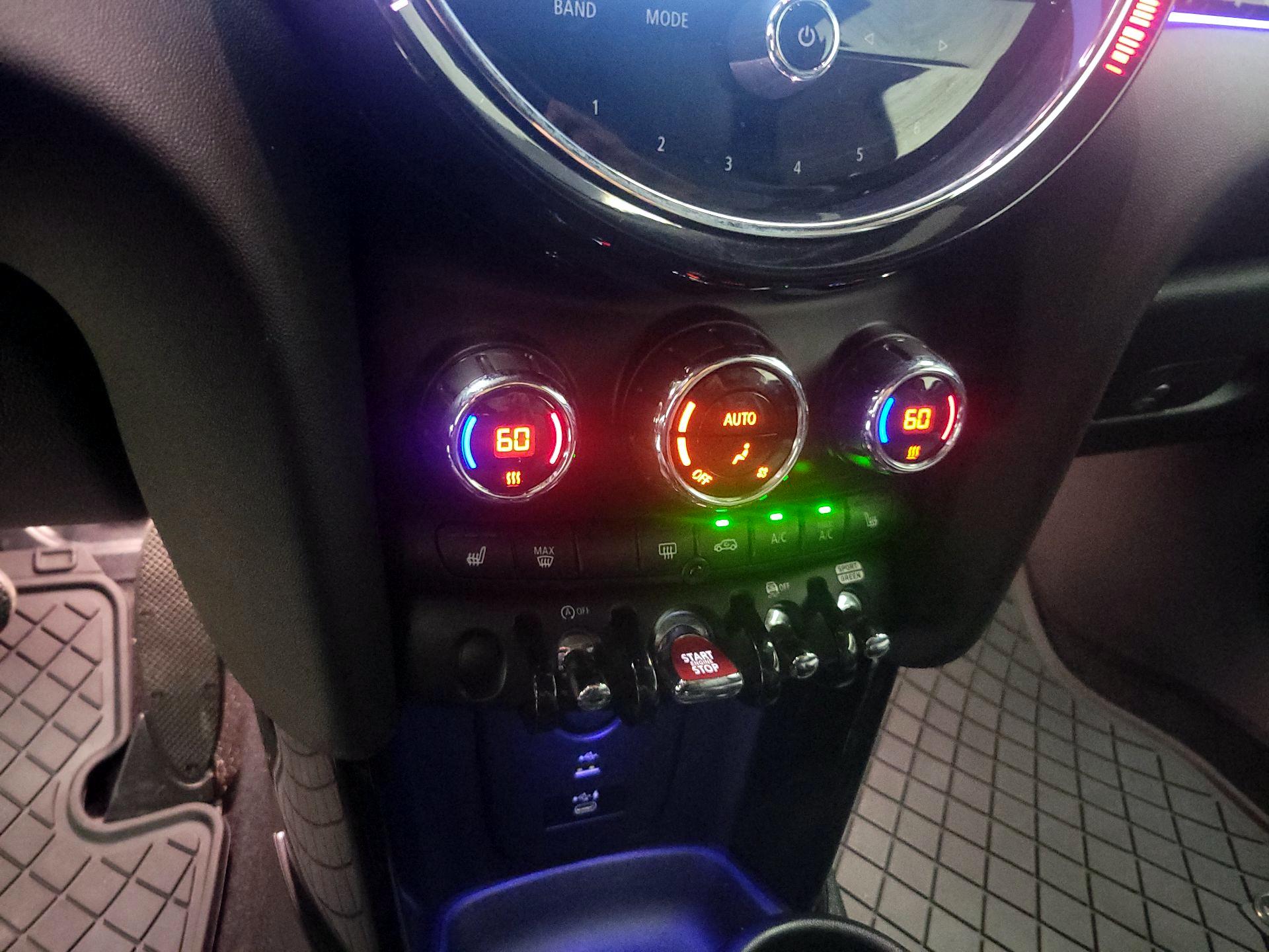 Thumbnail: 2022 MINI Cooper - 15