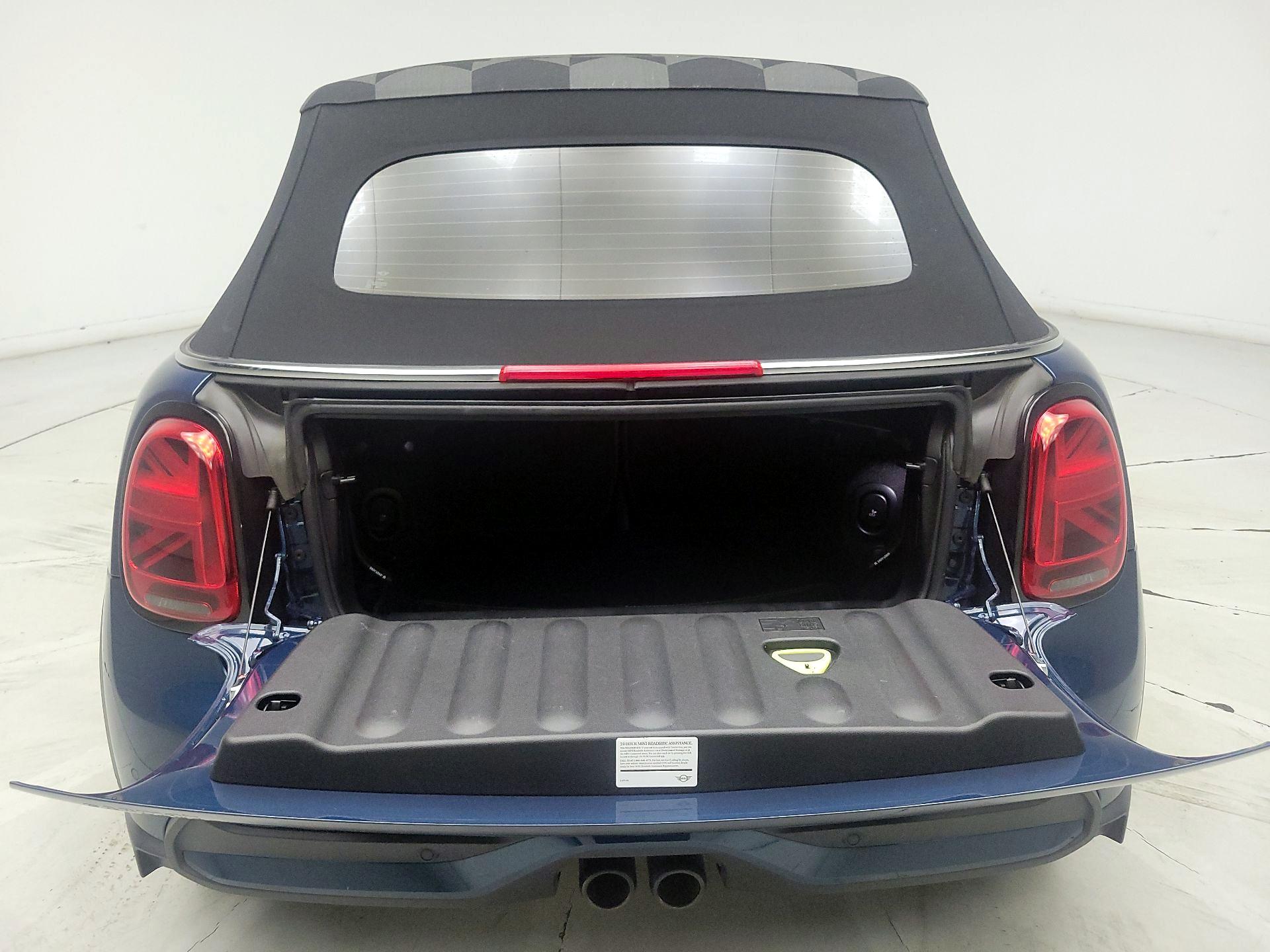 Thumbnail: 2022 MINI Cooper - 18