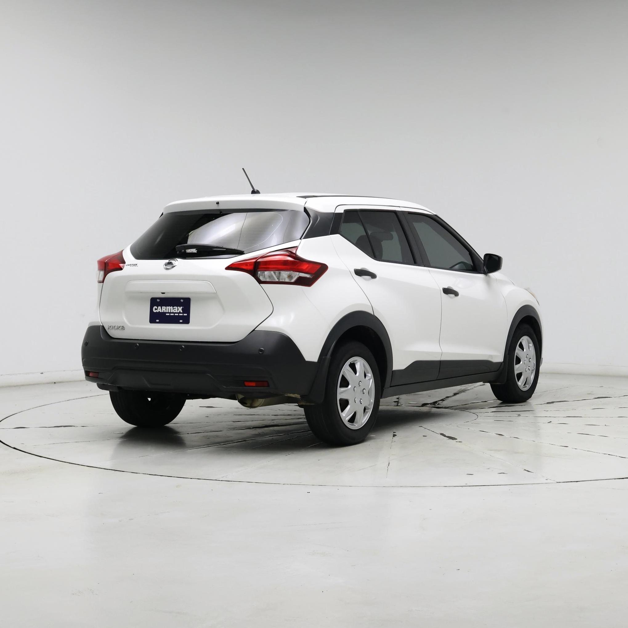 Thumbnail: 2020 Nissan Kicks - 8