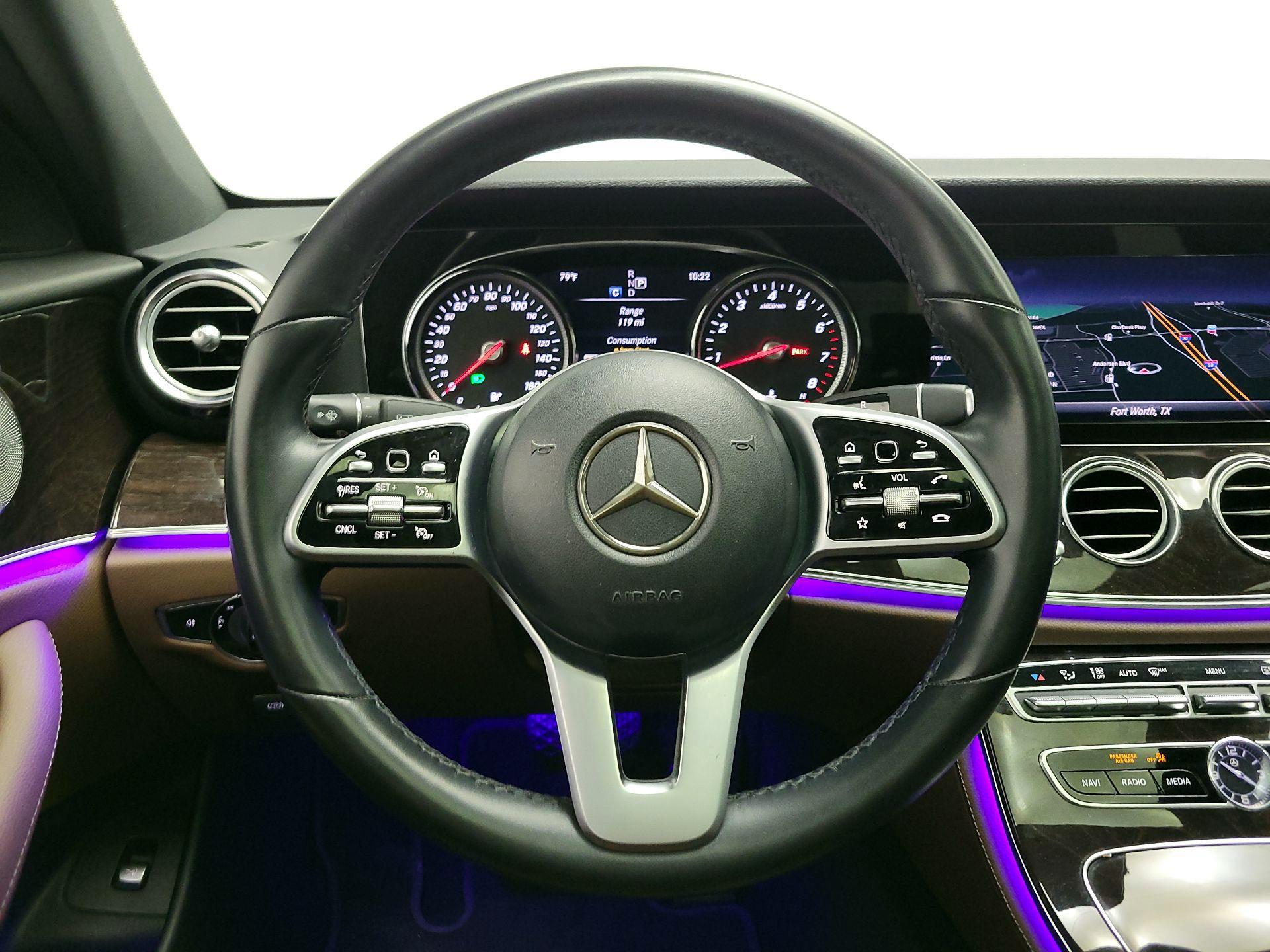 Thumbnail: 2019 Mercedes-Benz E-Class - 10