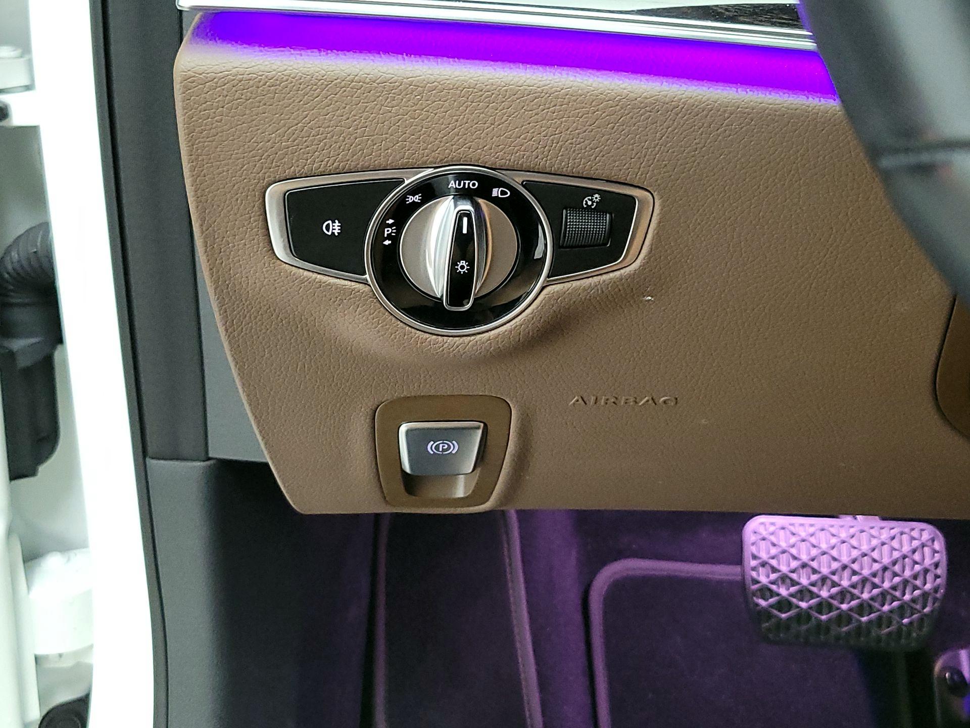 Thumbnail: 2019 Mercedes-Benz E-Class - 13