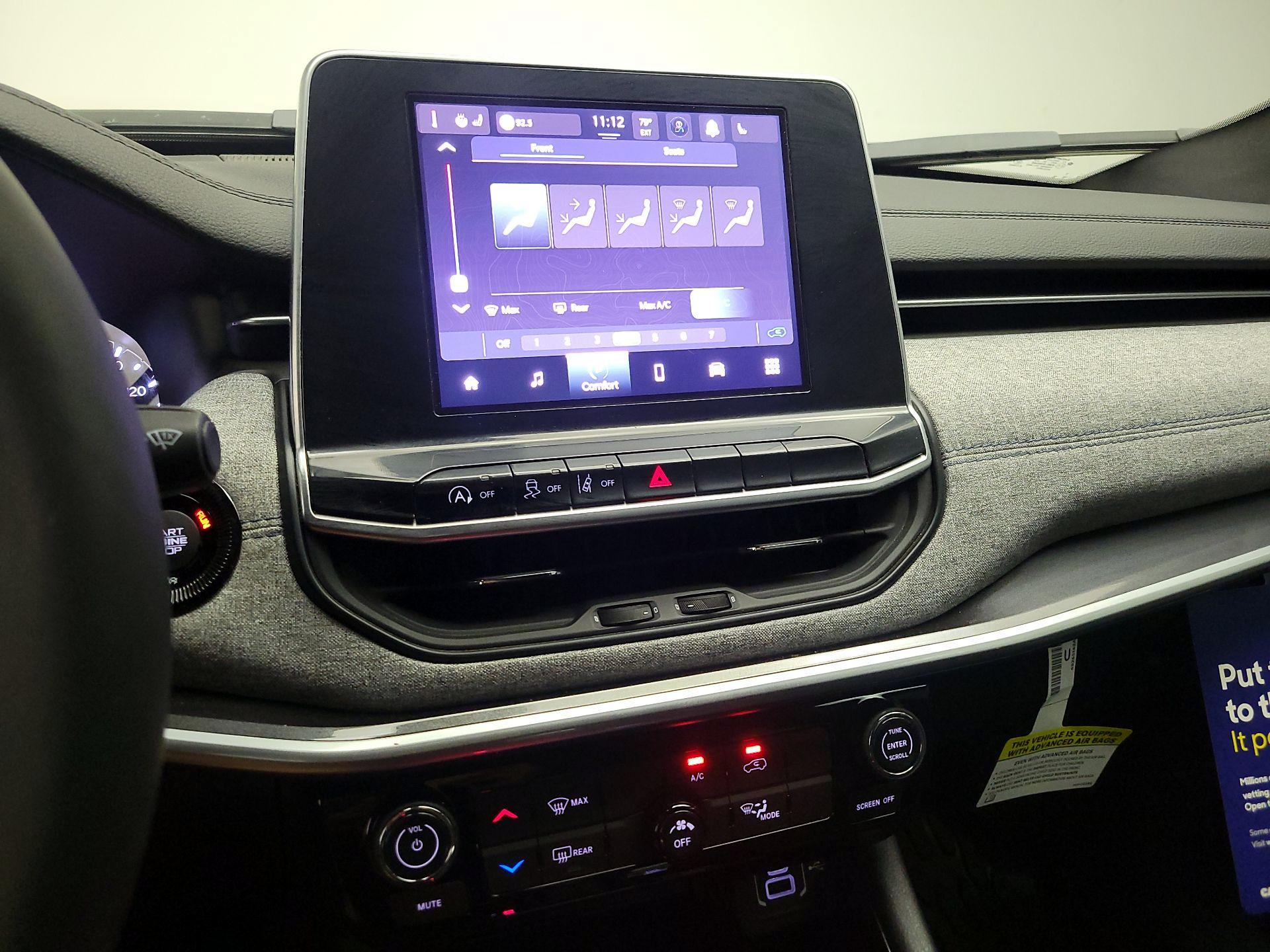 Thumbnail: 2025 Jeep Compass - 16