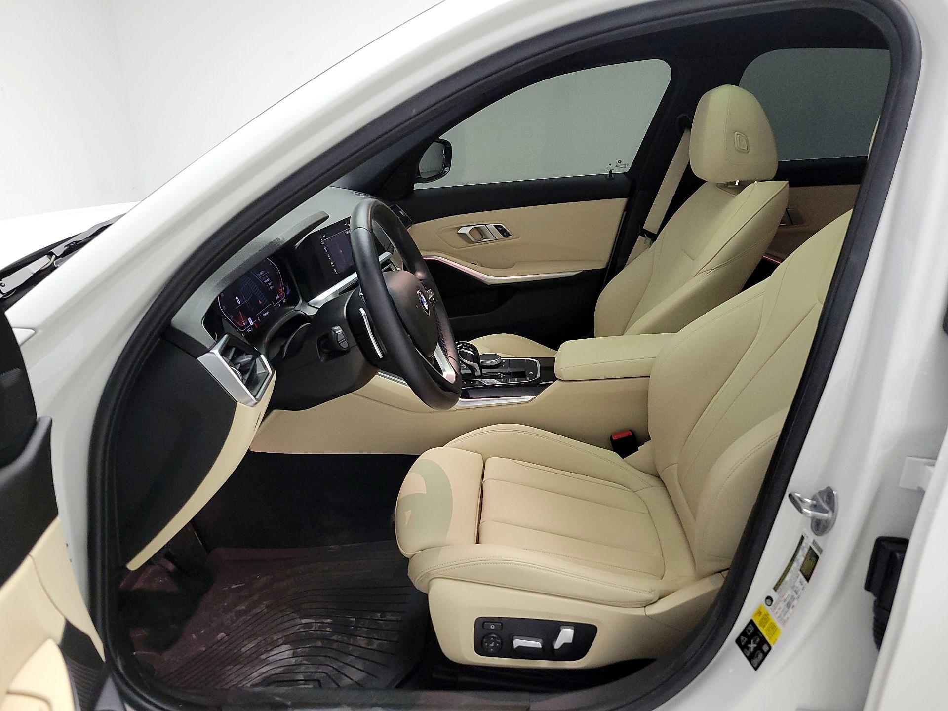 Thumbnail: 2021 BMW 3 Series - 11