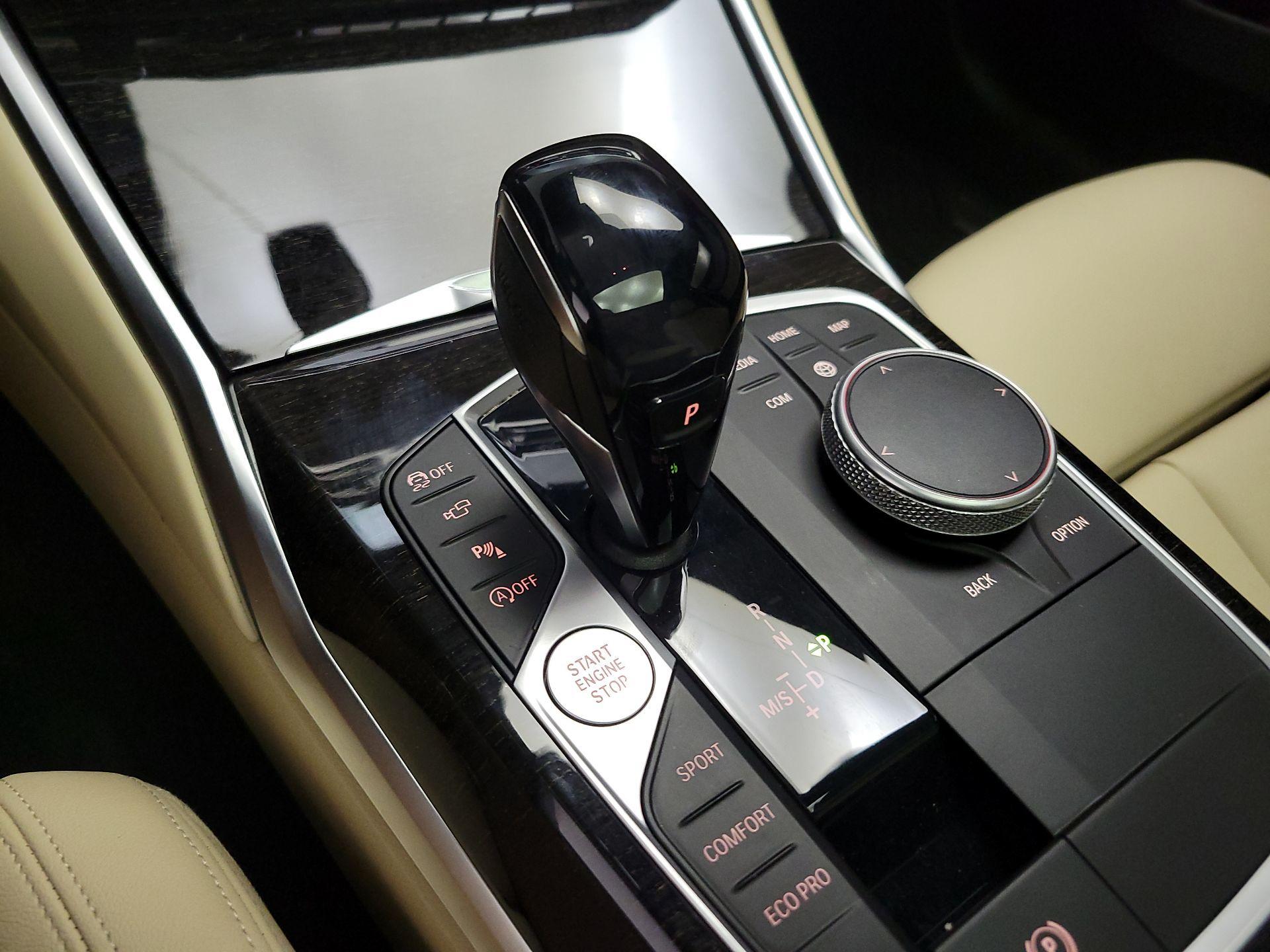 Thumbnail: 2021 BMW 3 Series - 18