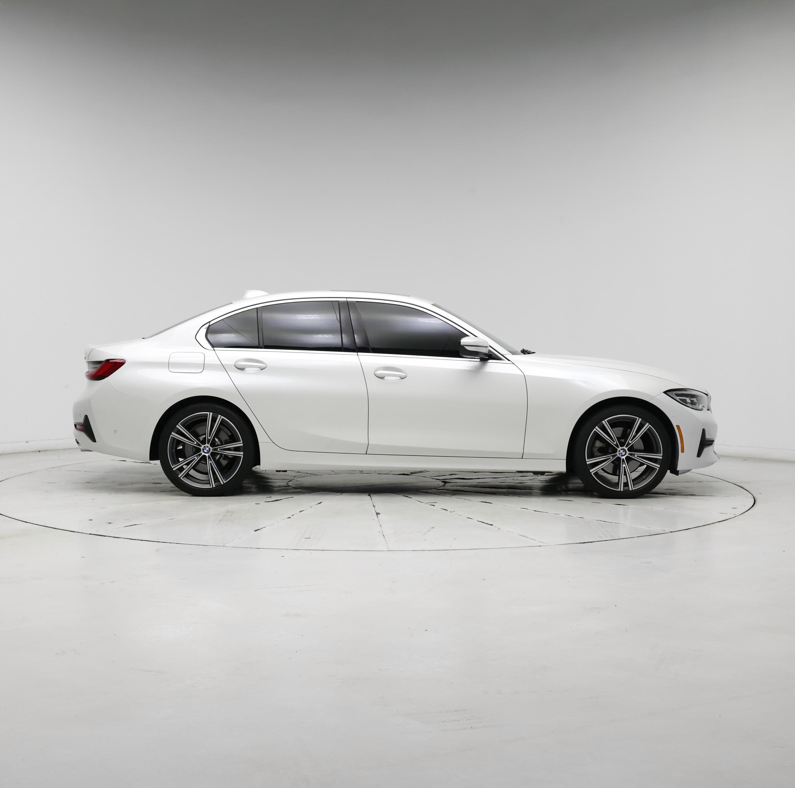 Thumbnail: 2021 BMW 3 Series - 7