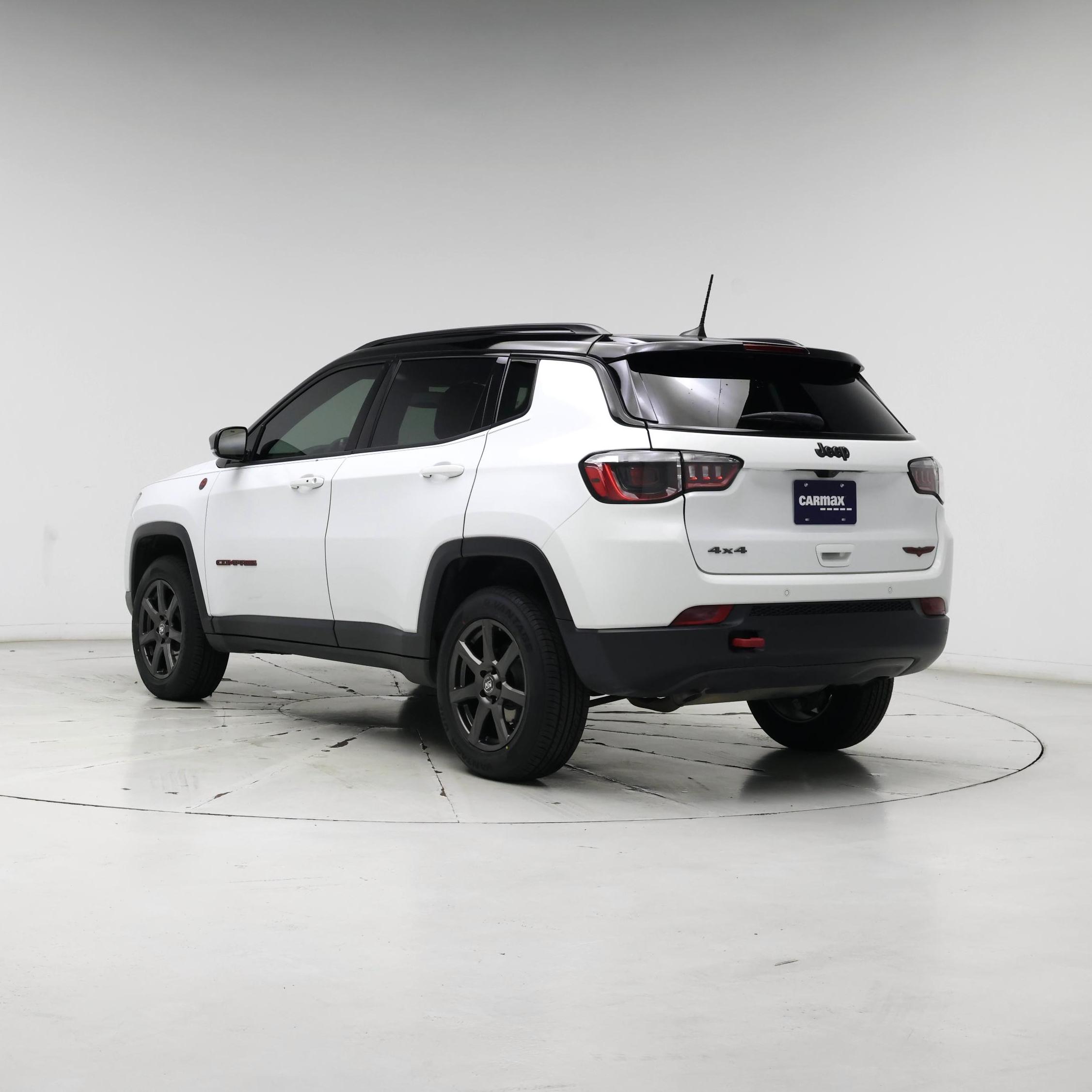 Thumbnail: 2023 Jeep Compass - 2